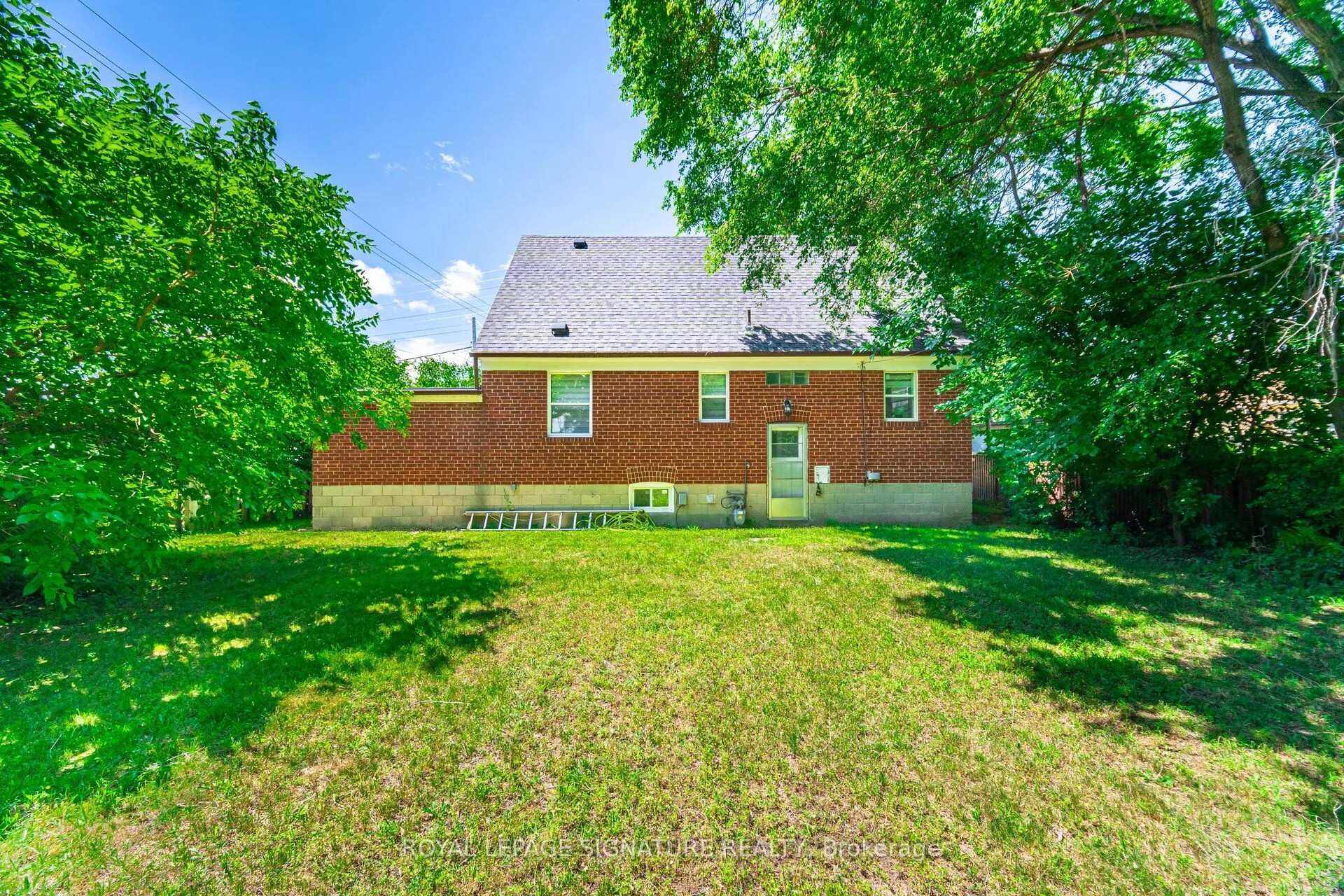 2015 Stanfield Road