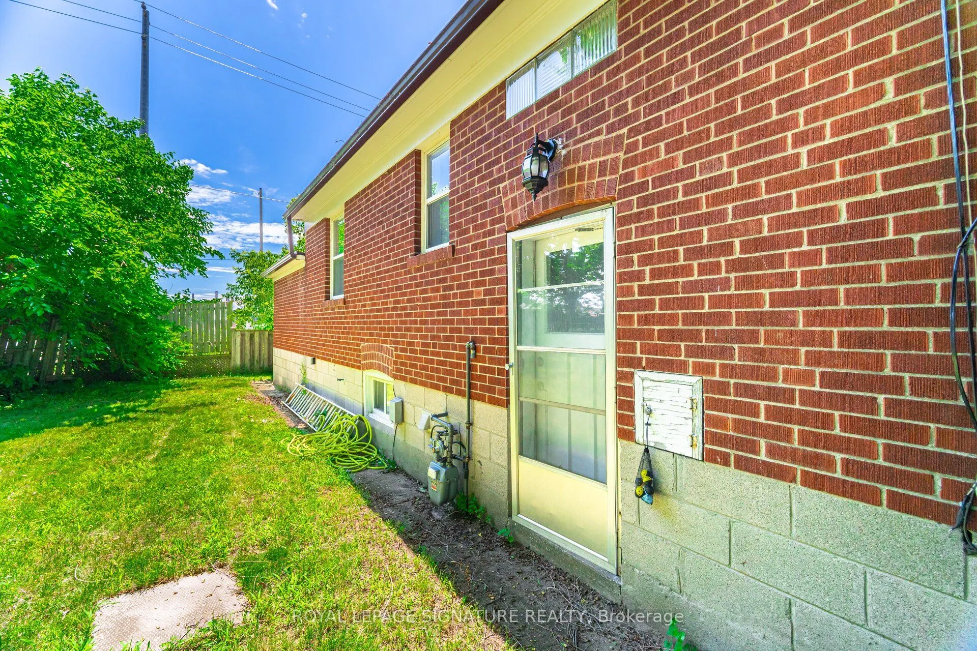 2015 Stanfield Road