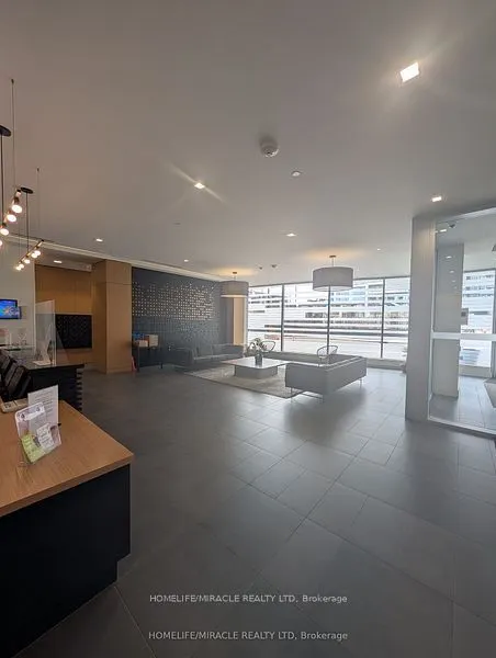 2520 Eglinton Avenue W, #1611