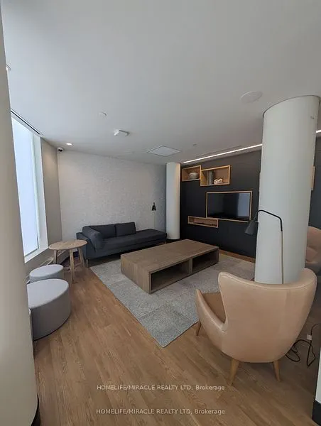 2520 Eglinton Avenue W, #1611