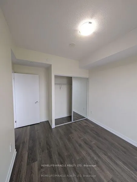 2520 Eglinton Avenue W, #1611