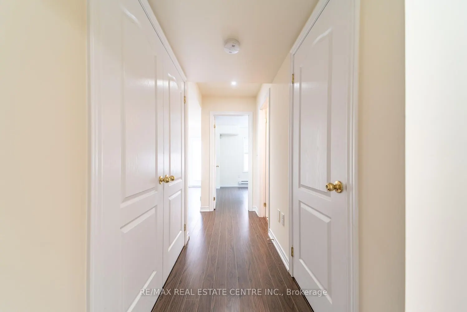 1449 Granrock Crescent