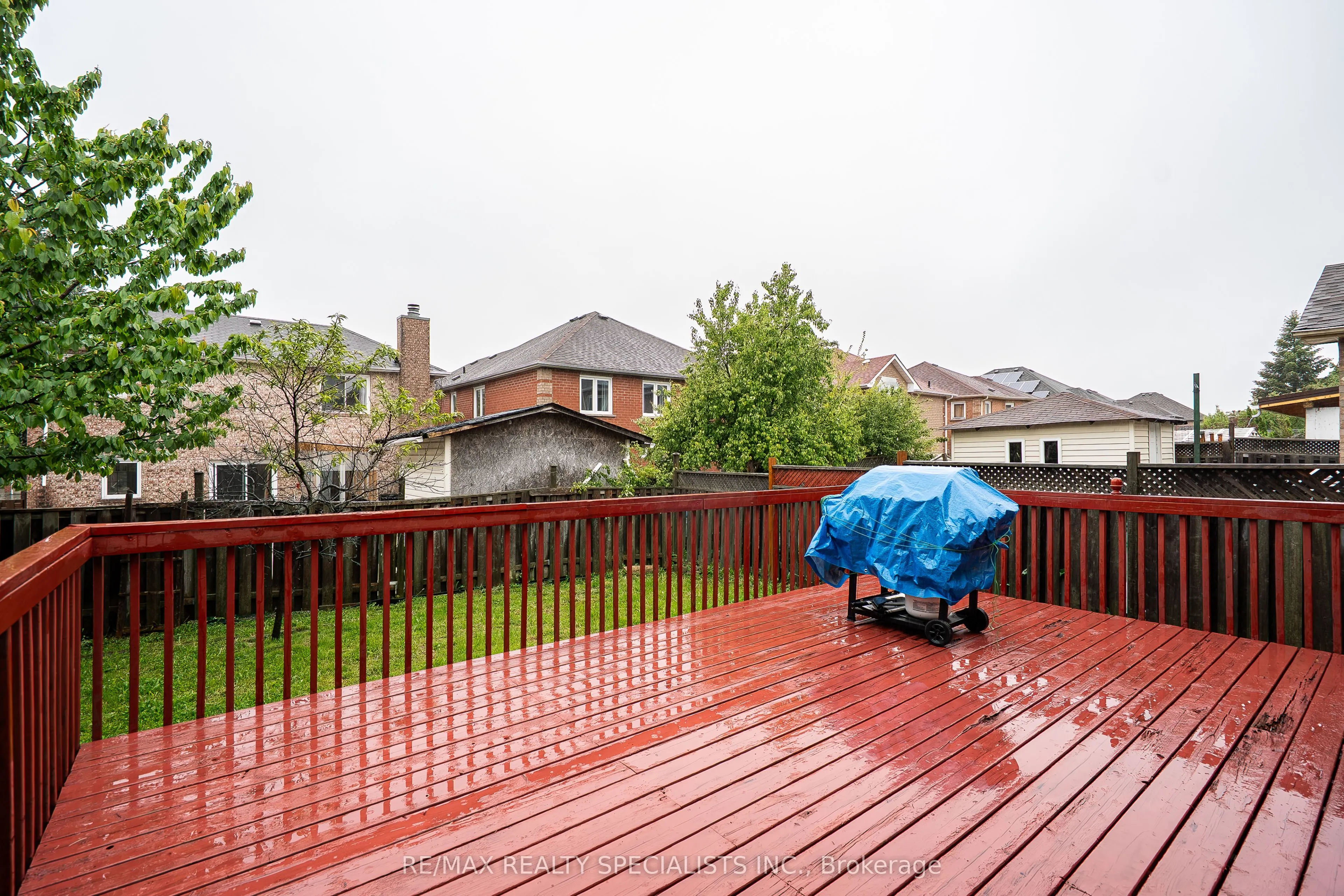 56 Hood Crescent