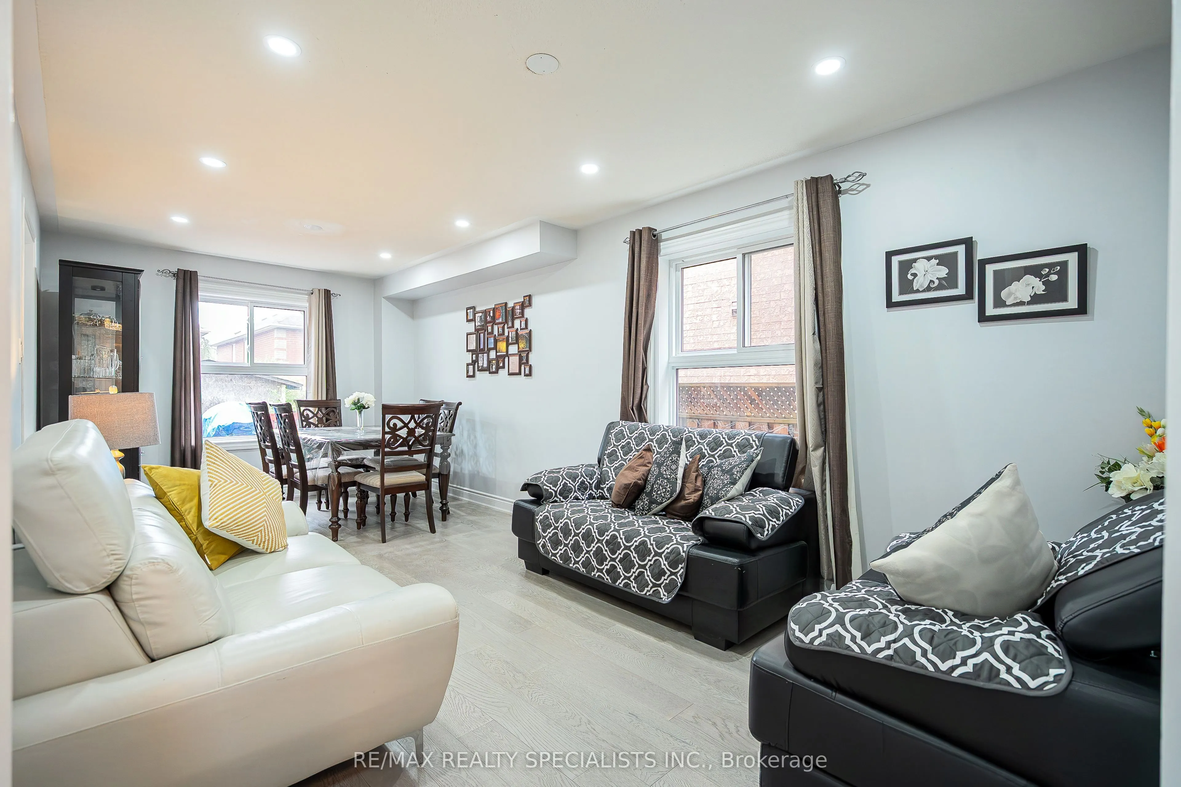 56 Hood Crescent