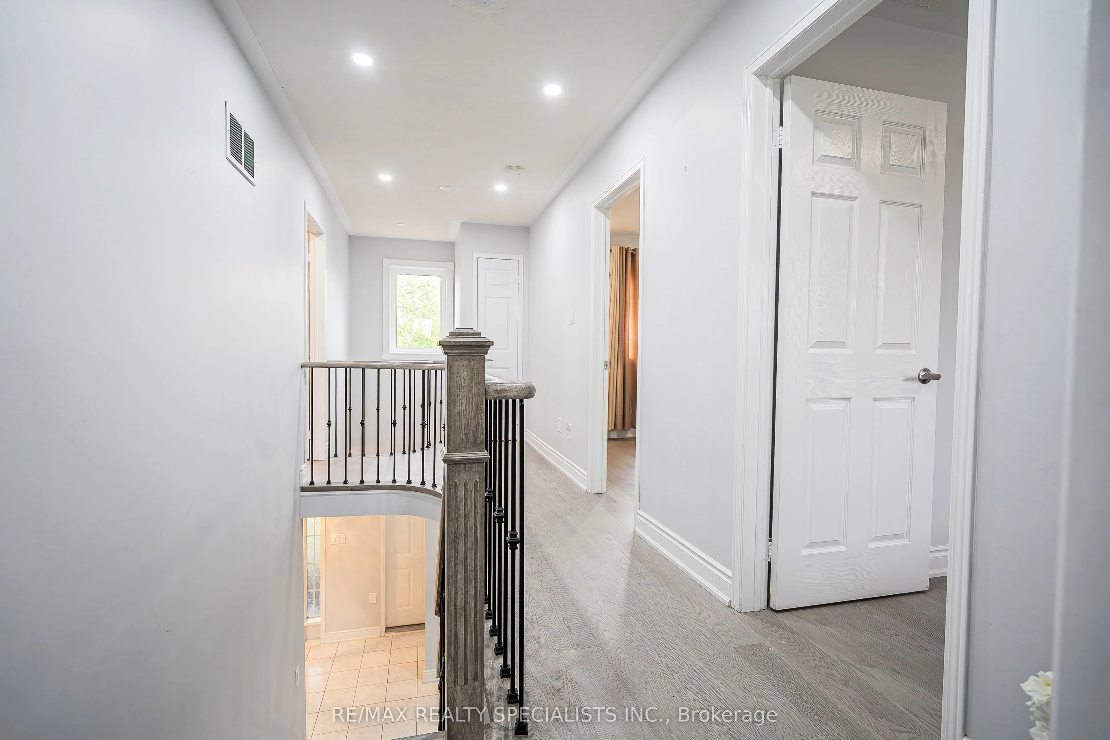 56 Hood Crescent