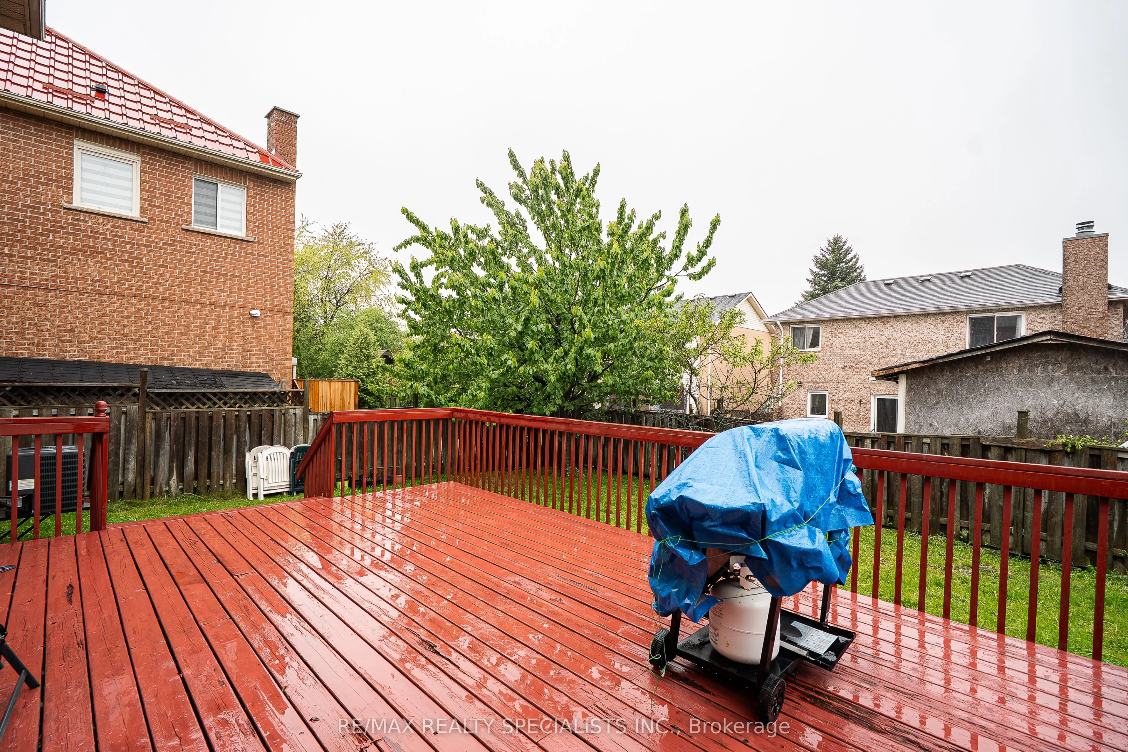 56 Hood Crescent