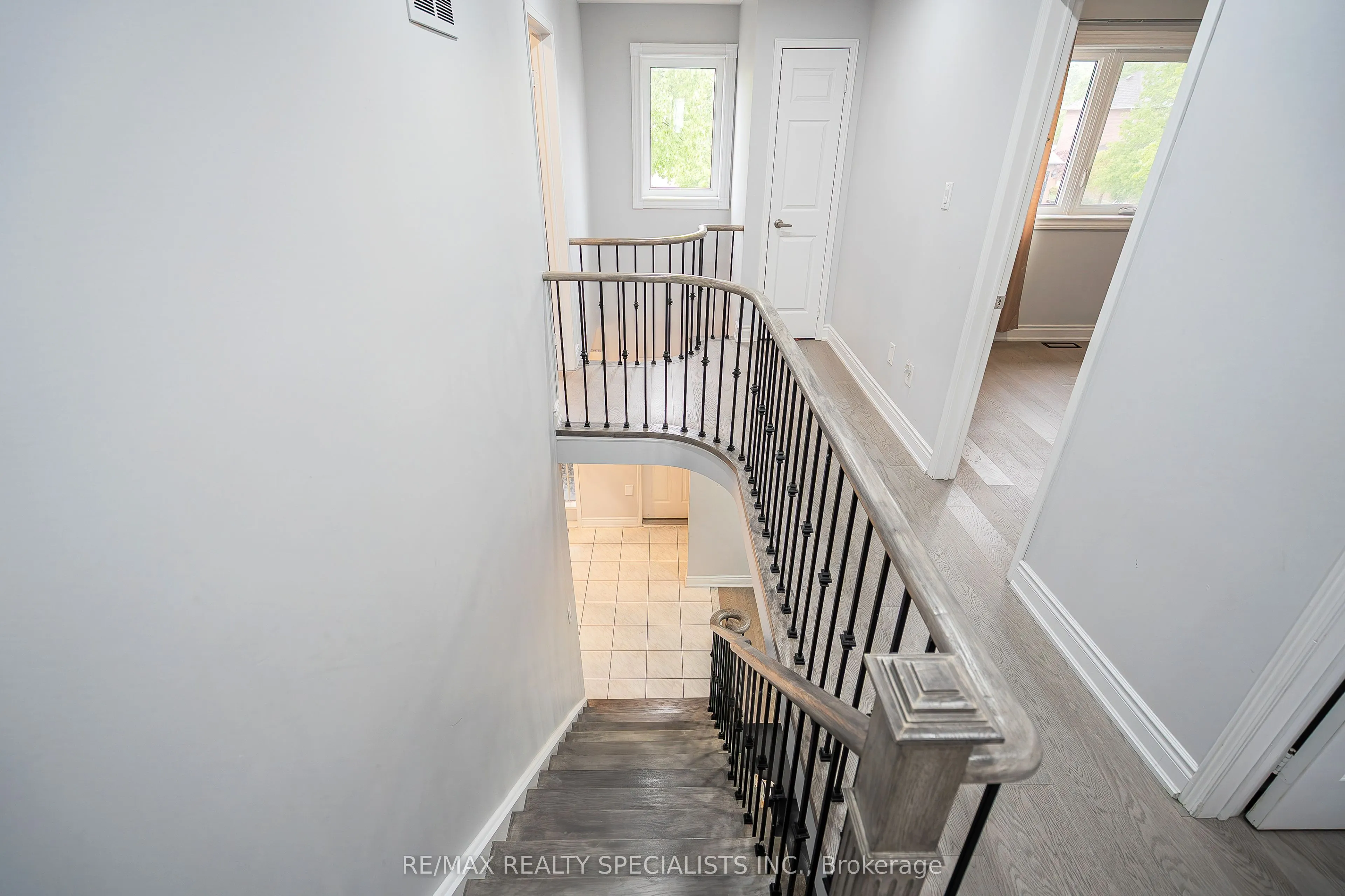 56 Hood Crescent