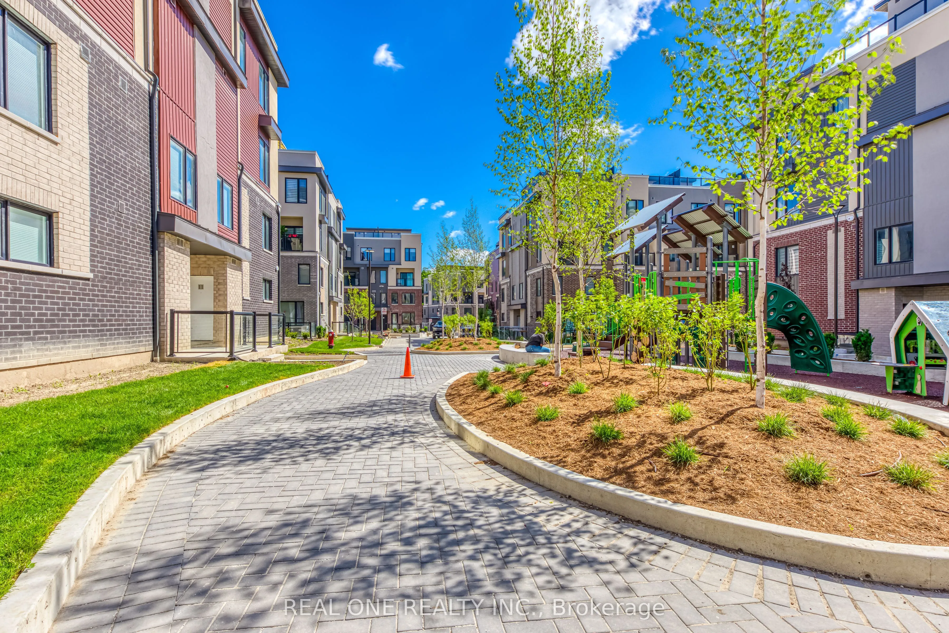 3566 Colonial Drive, #22