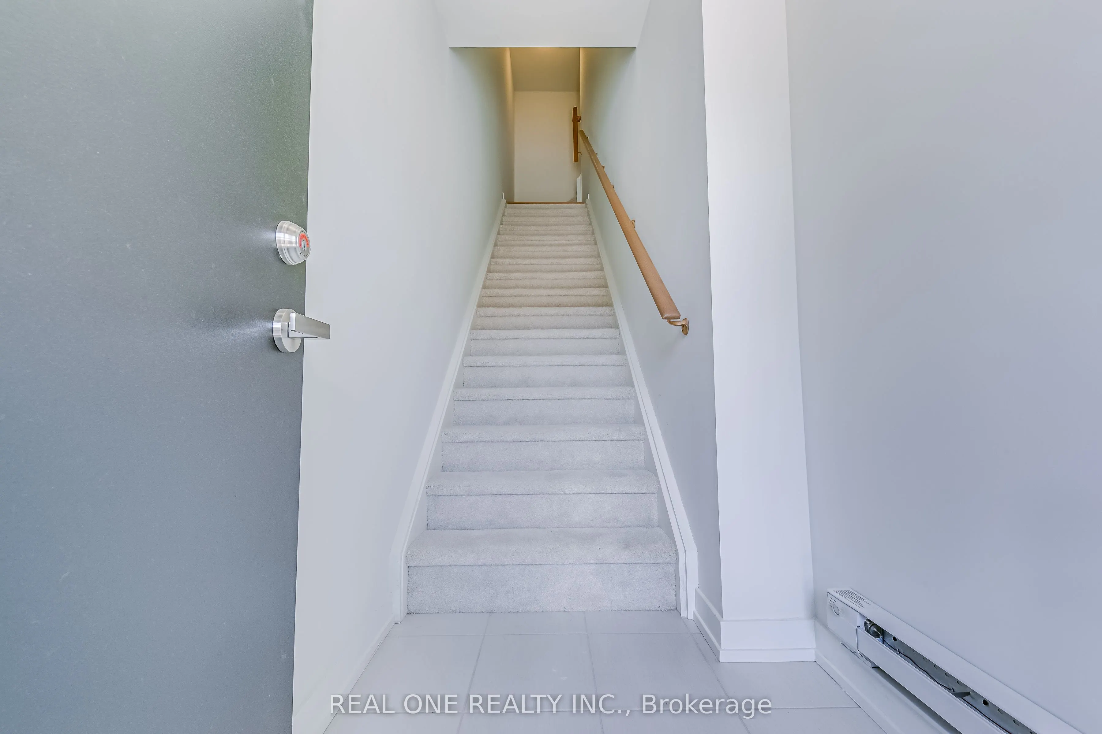 3566 Colonial Drive, #22