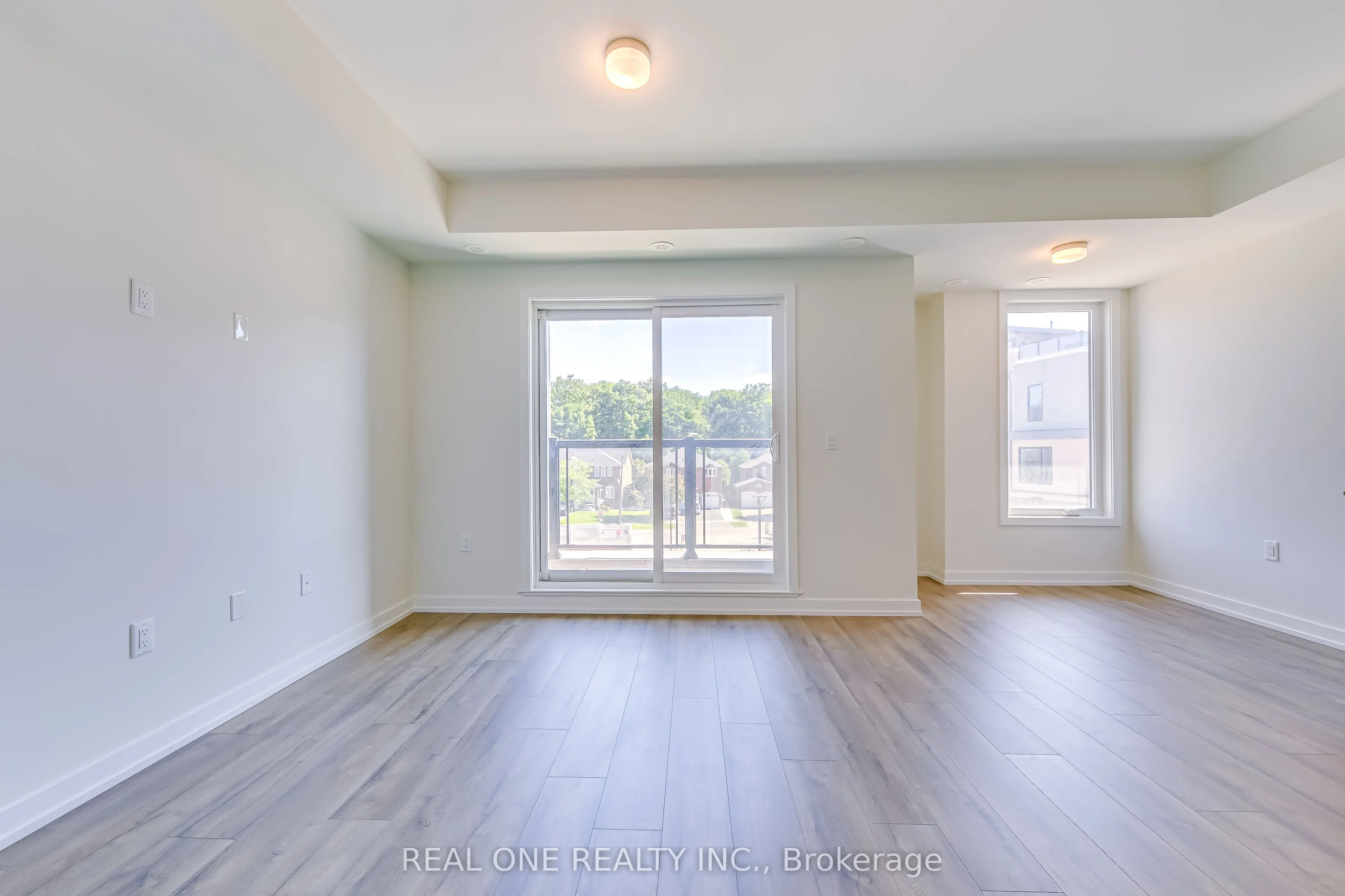 3566 Colonial Drive, #22