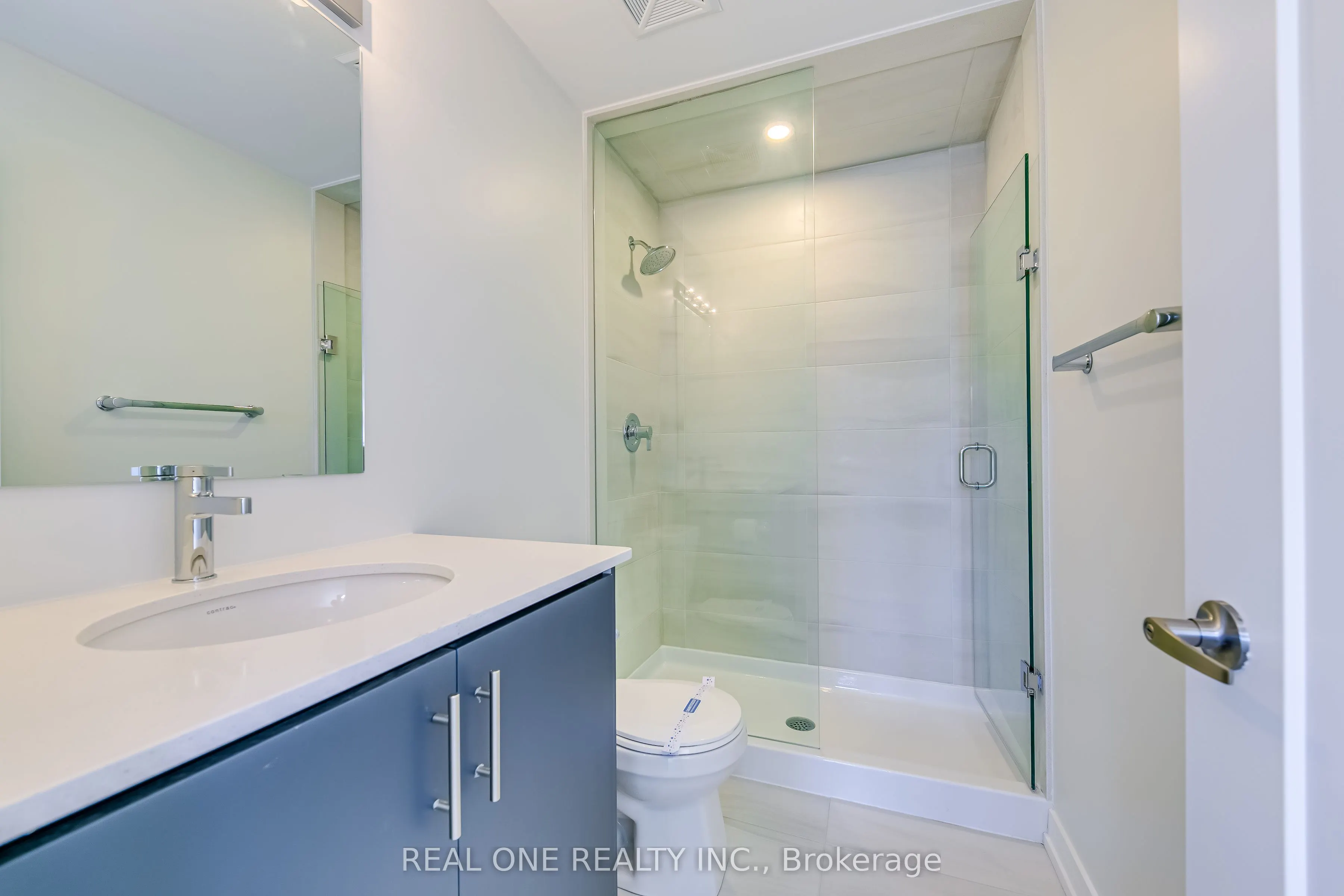 3566 Colonial Drive, #22