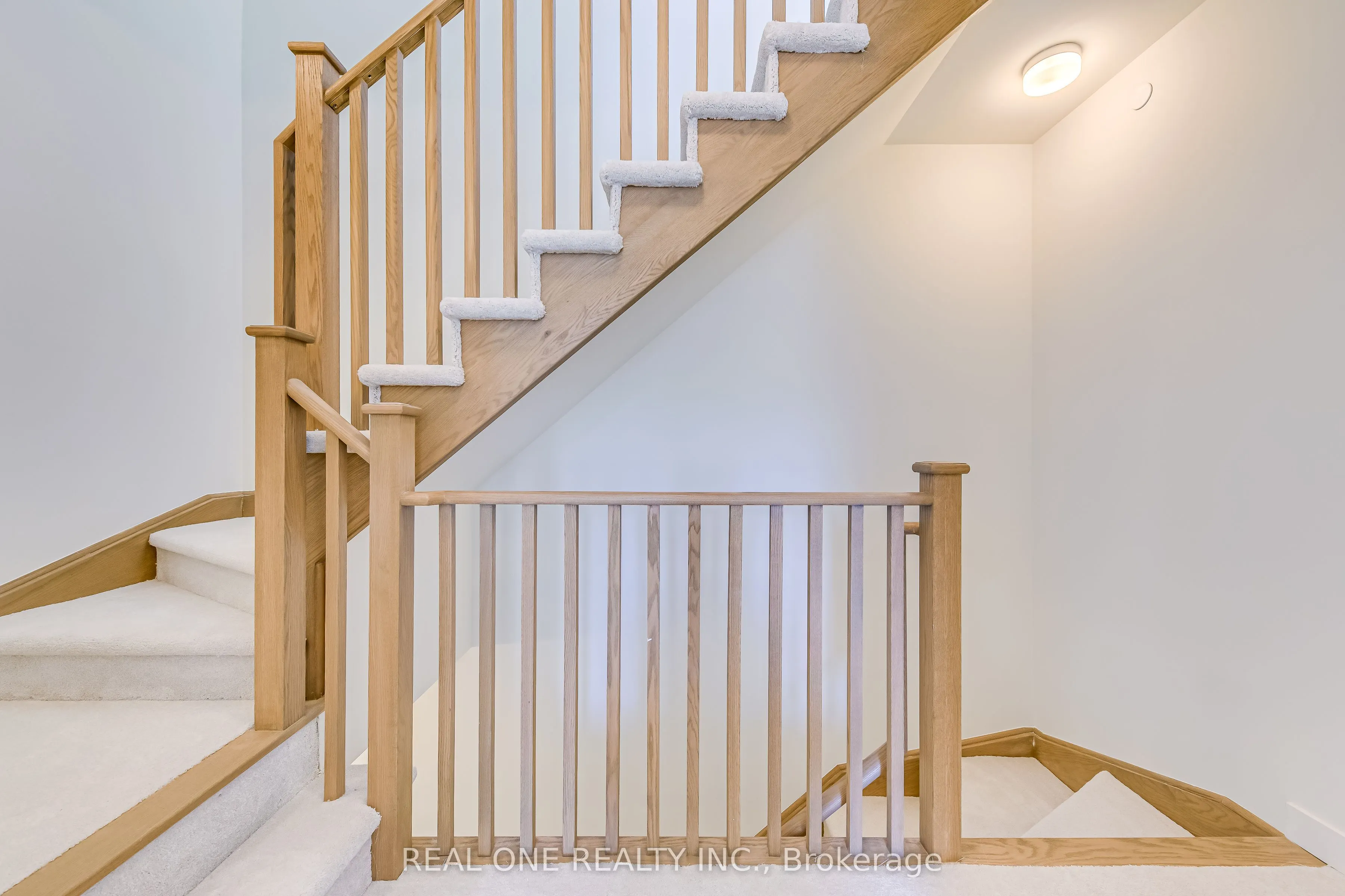 3566 Colonial Drive, #22