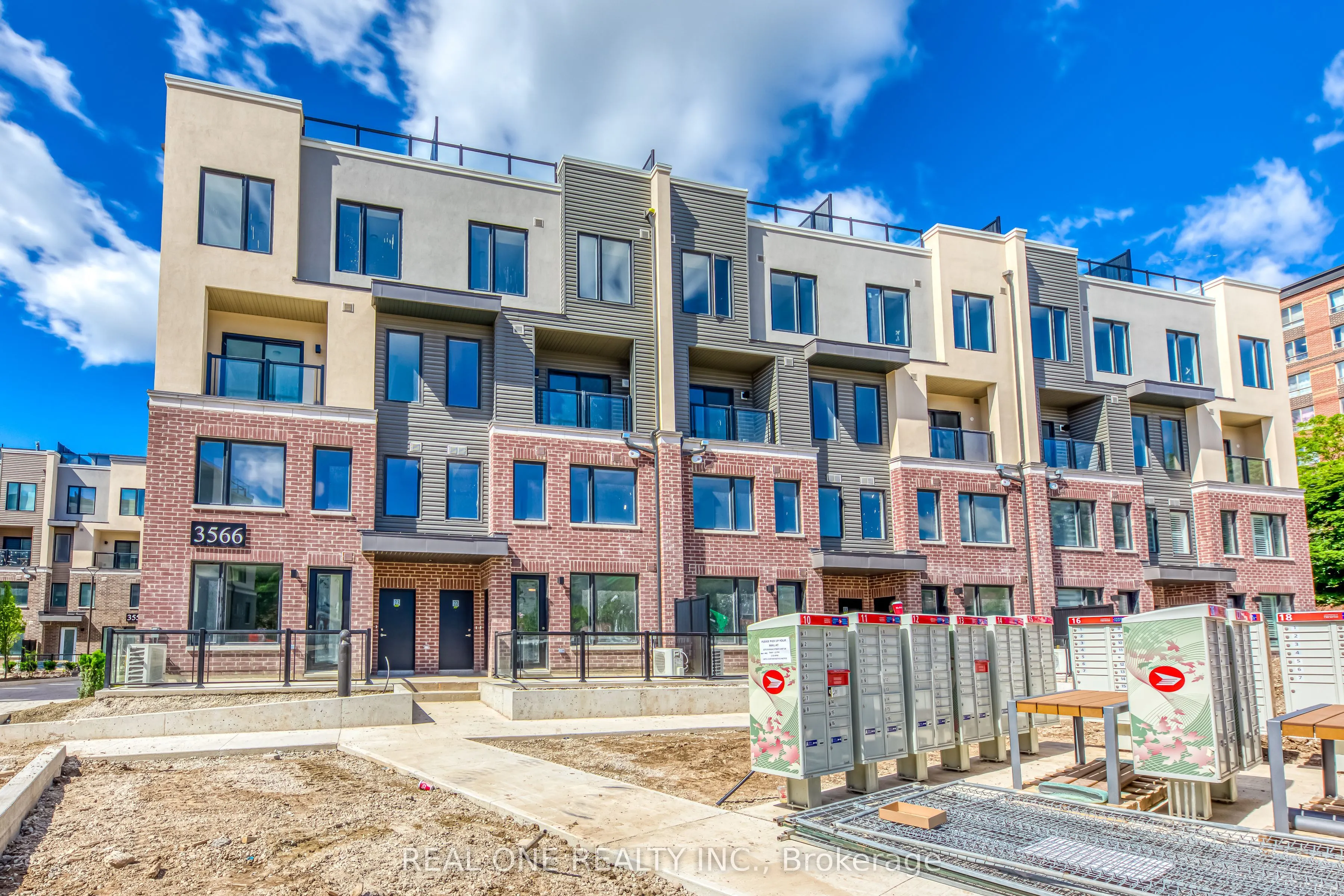3566 Colonial Drive, #22