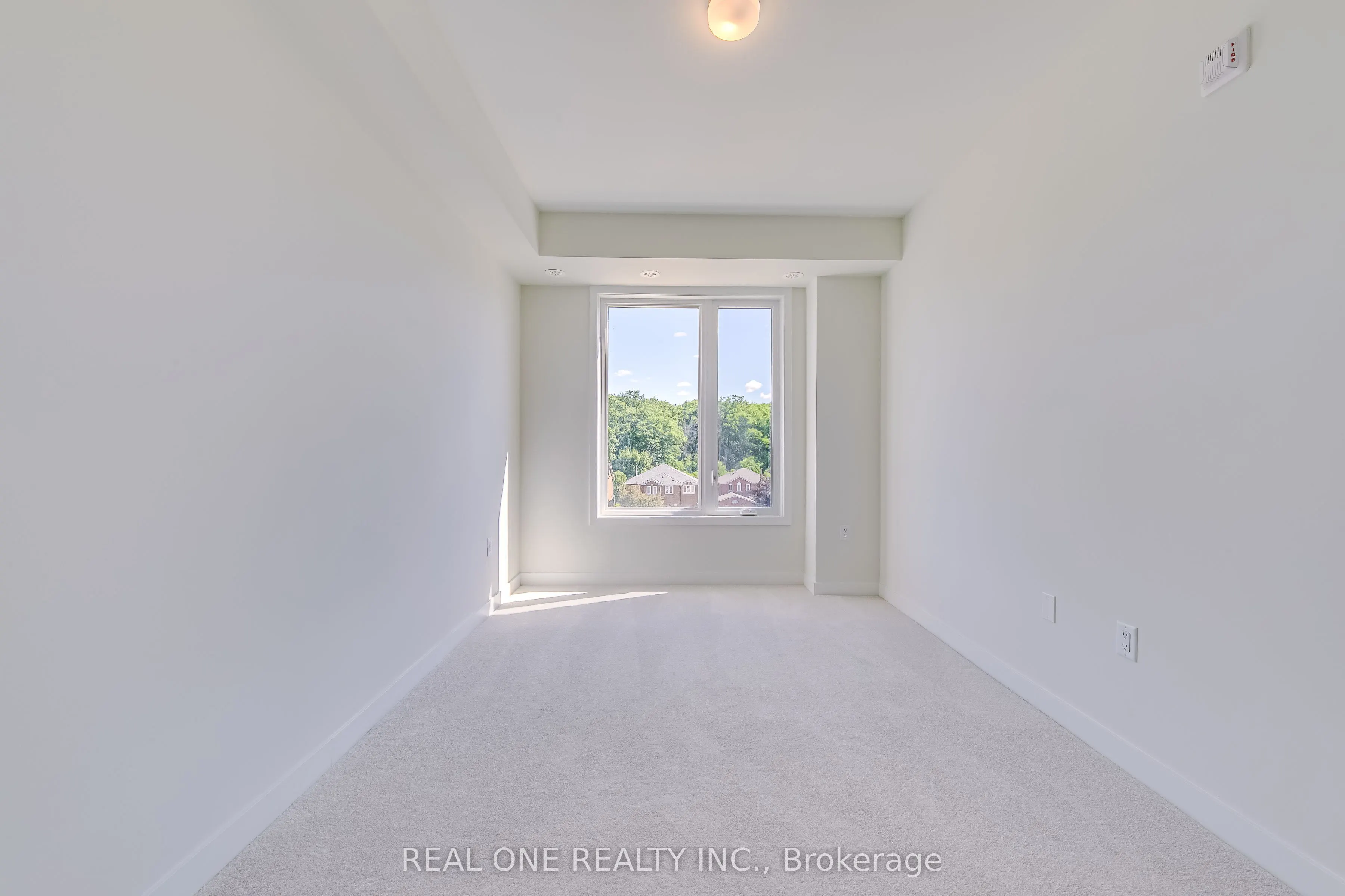 3566 Colonial Drive, #22