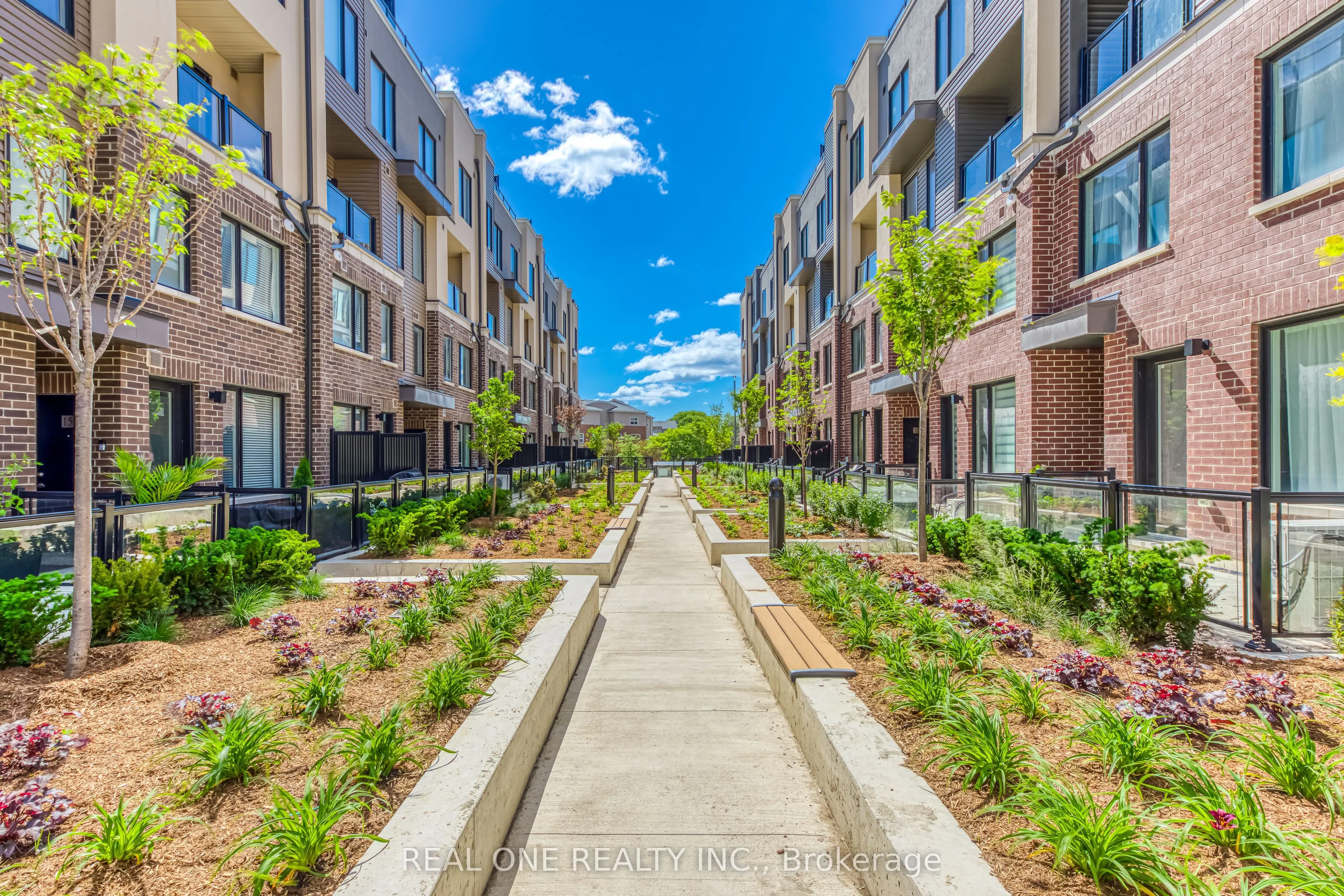 3566 Colonial Drive, #22