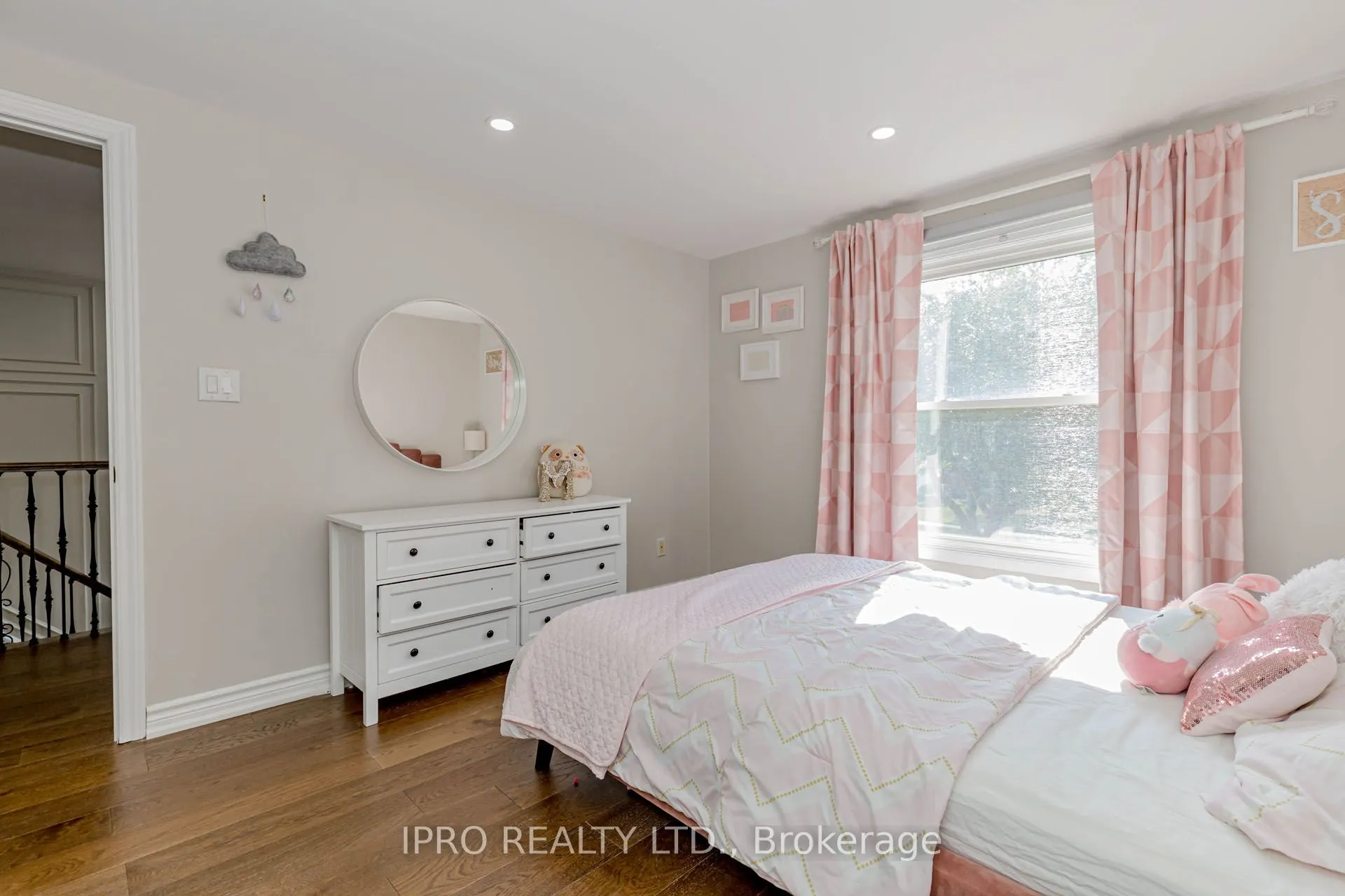 6101 Edenwood Drive