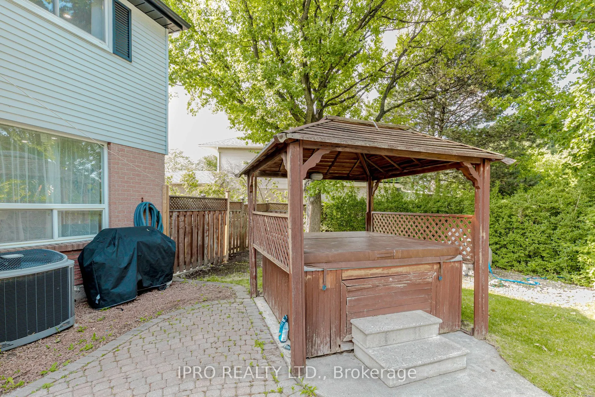 6101 Edenwood Drive