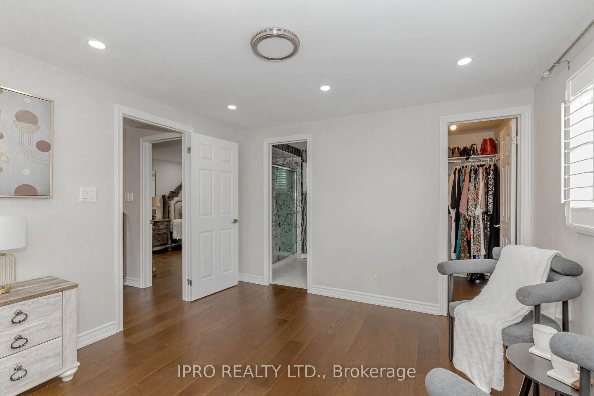 6101 Edenwood Drive