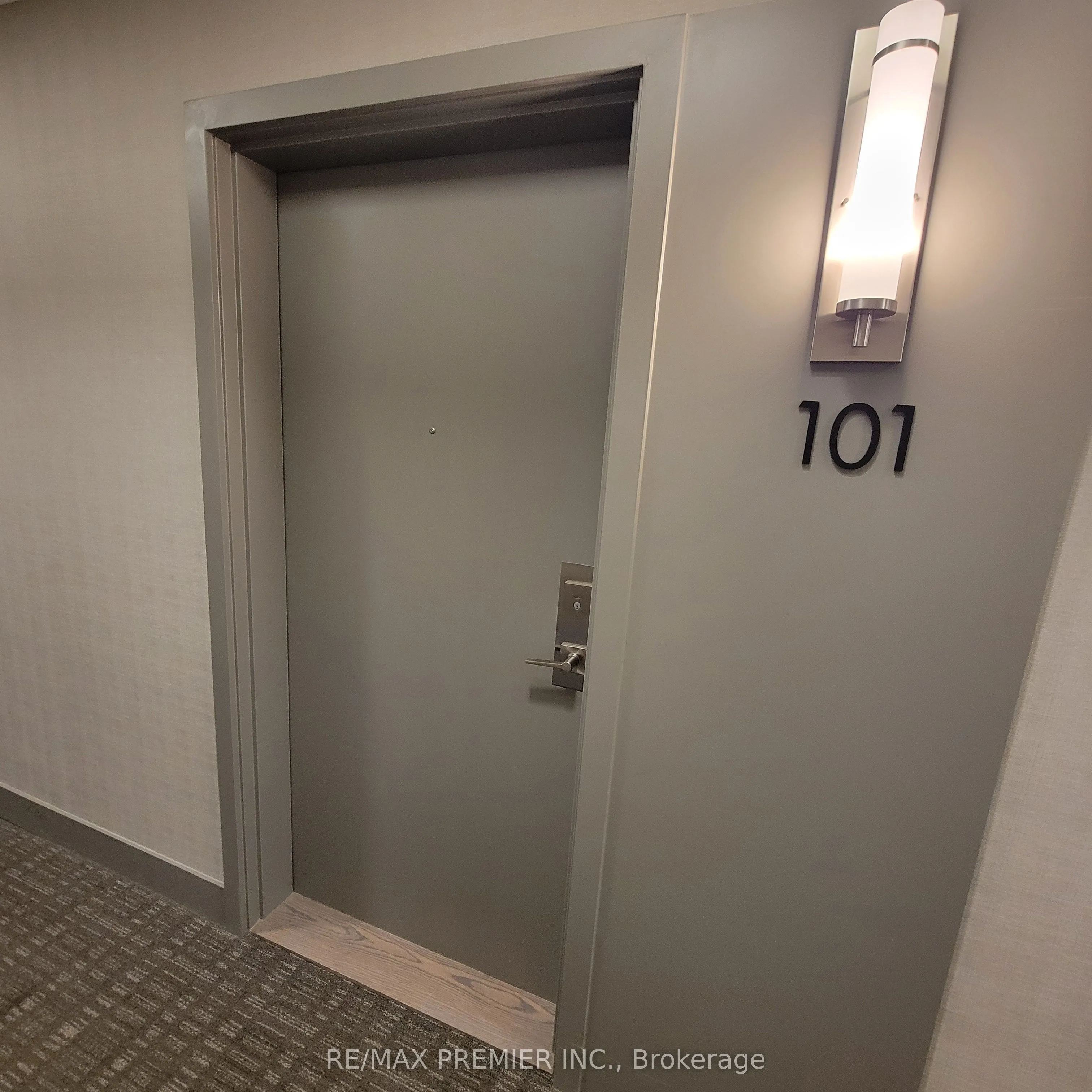 135 Canon Jackson Drive, #101