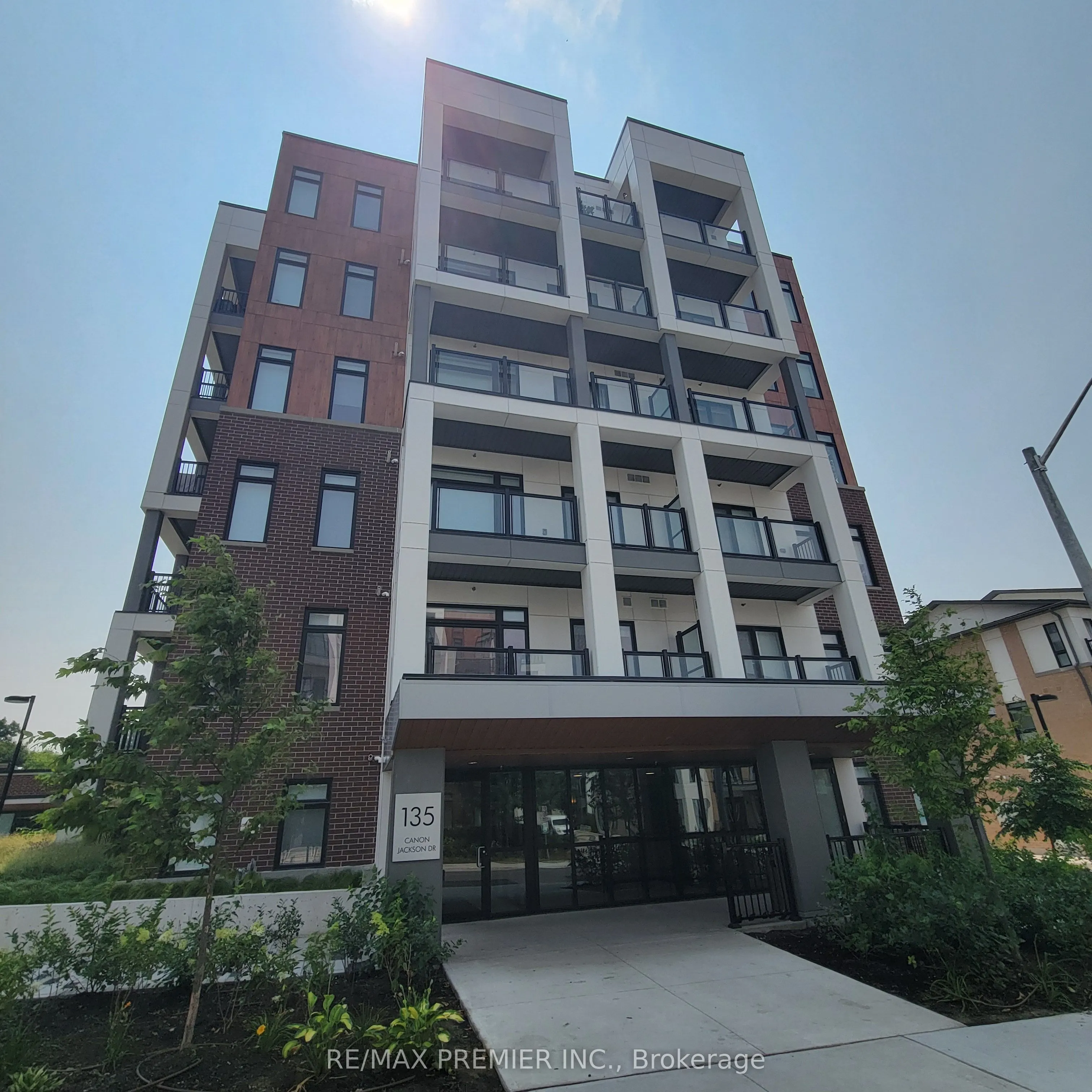 135 Canon Jackson Drive, #101