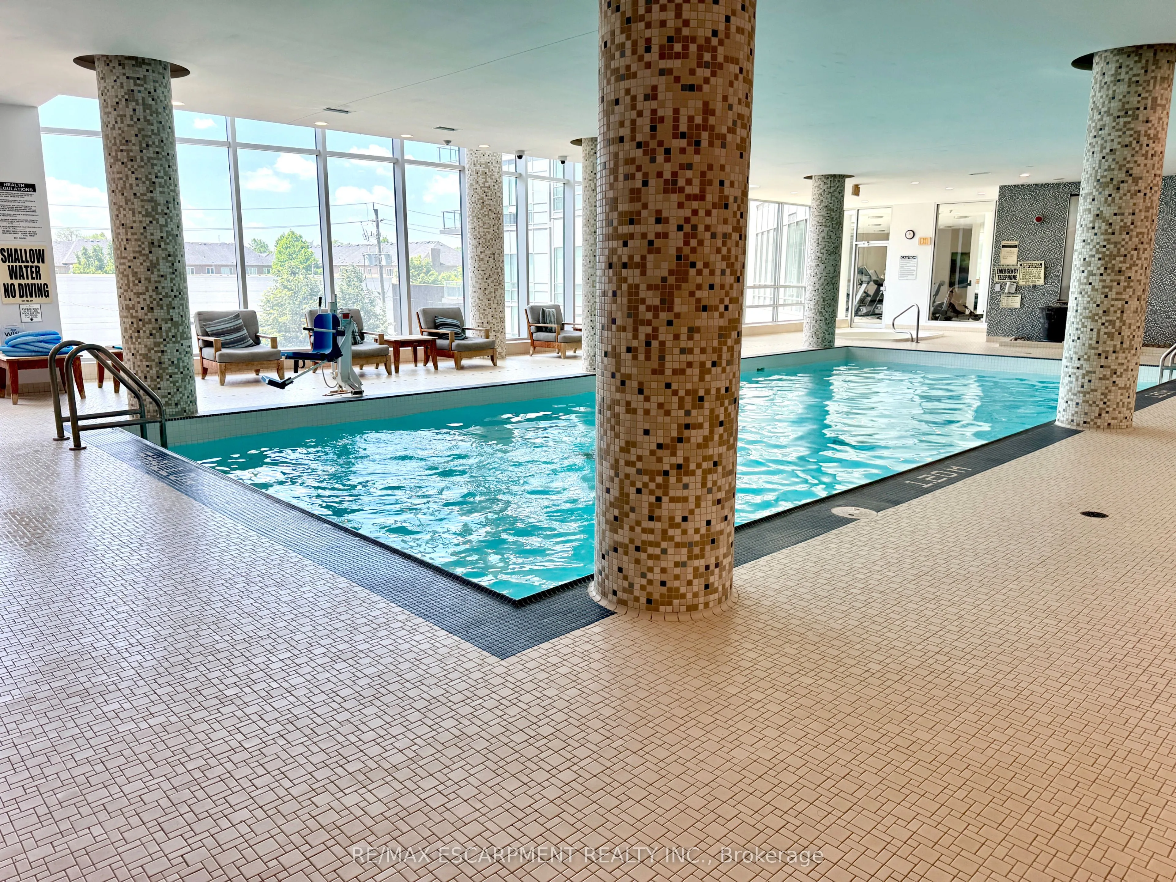 2230 Lake shore Boulevard W, #303