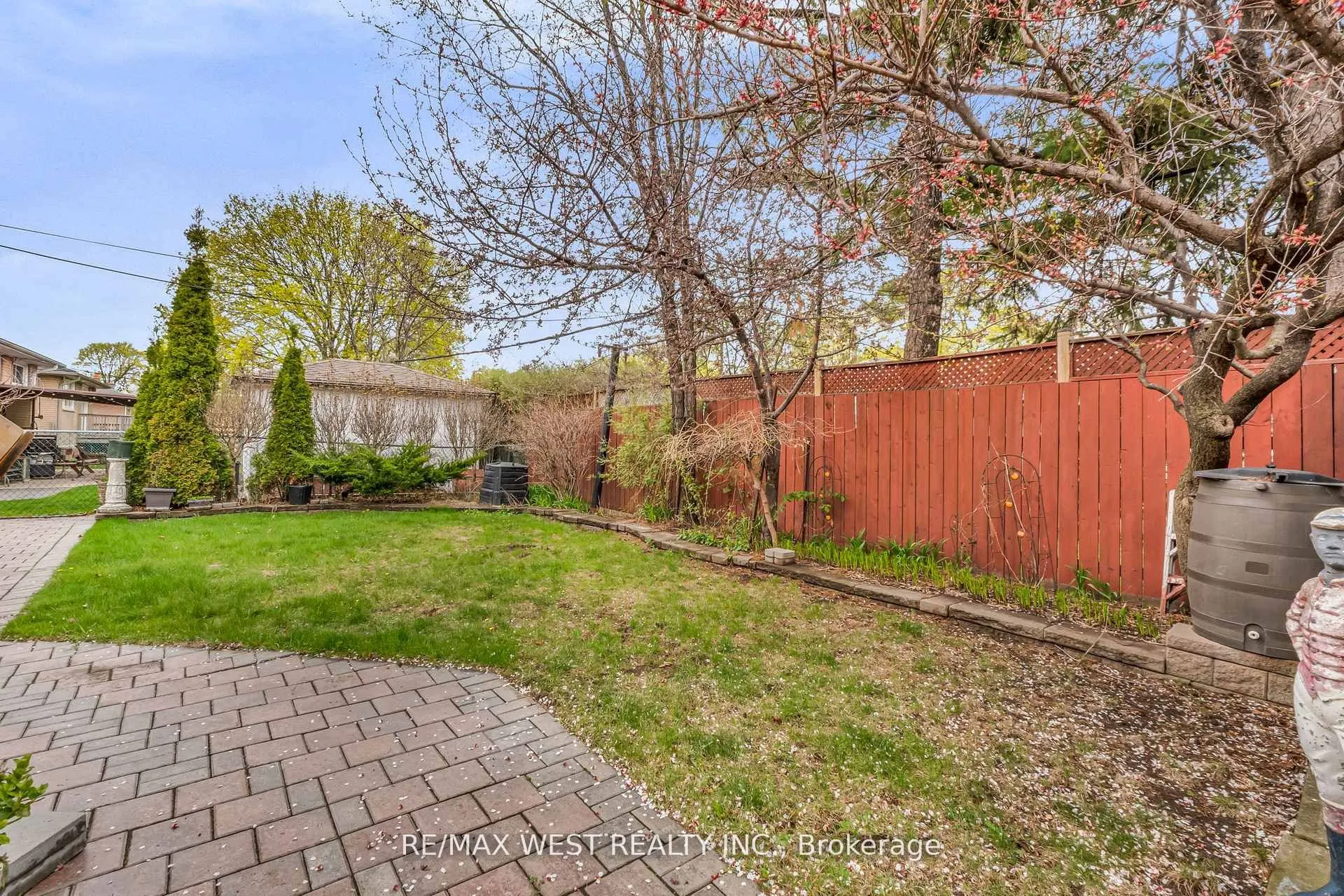 15 Breadner Drive
