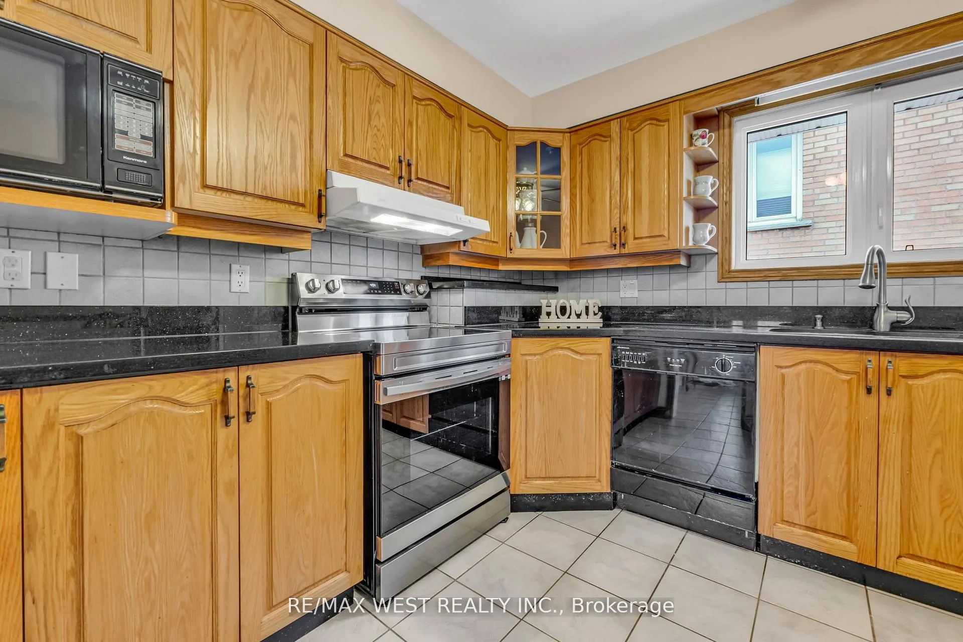 15 Breadner Drive