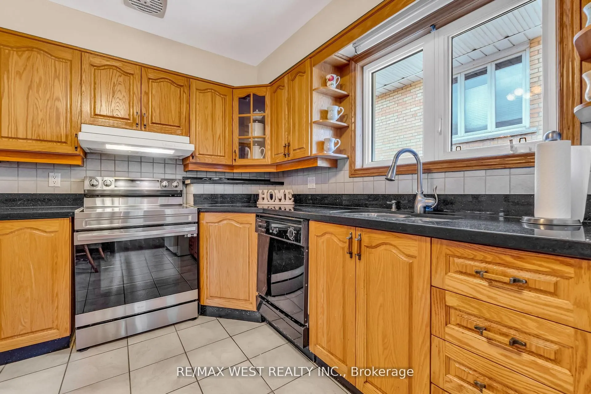 15 Breadner Drive