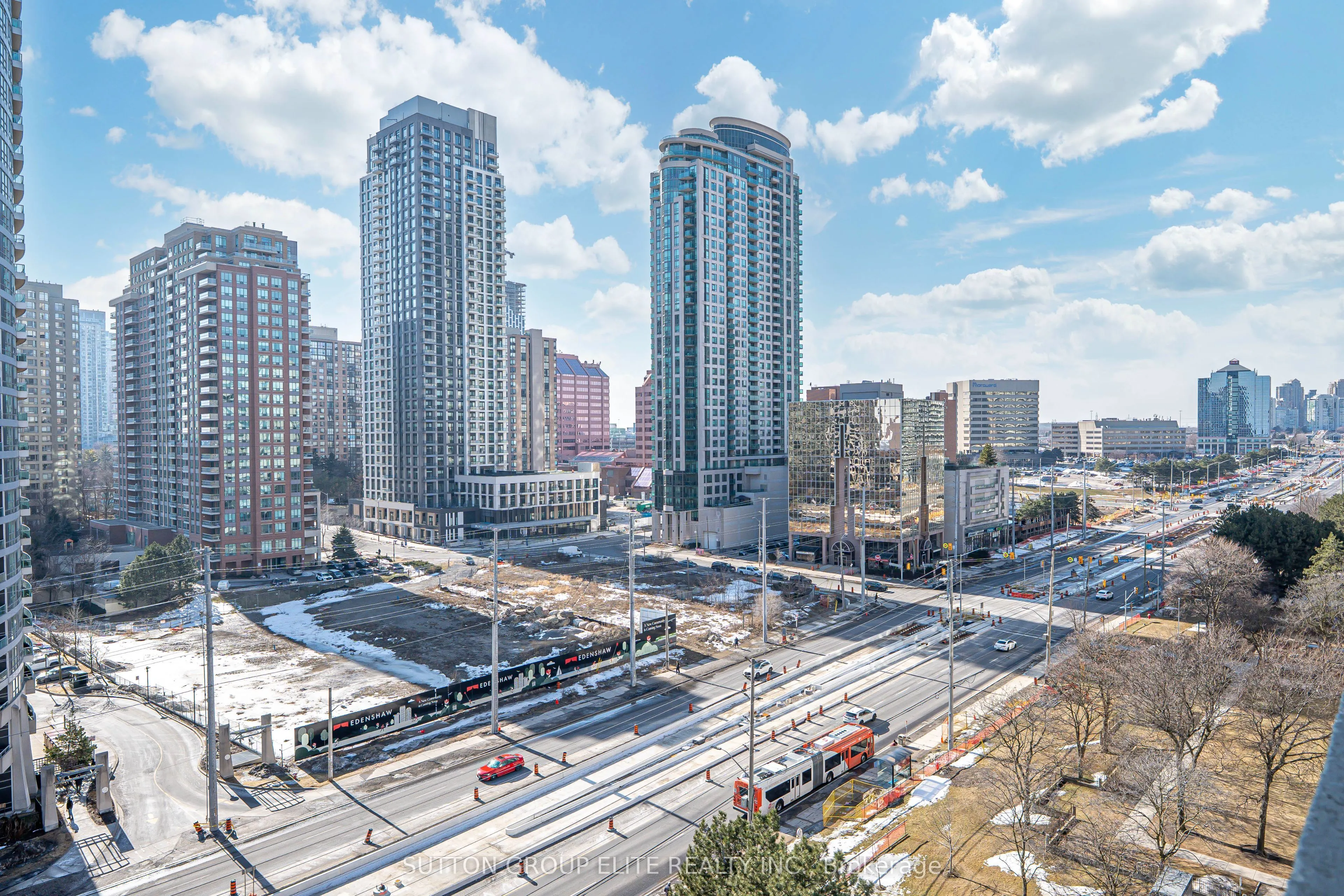 3590 Kaneff Crescent, #1203