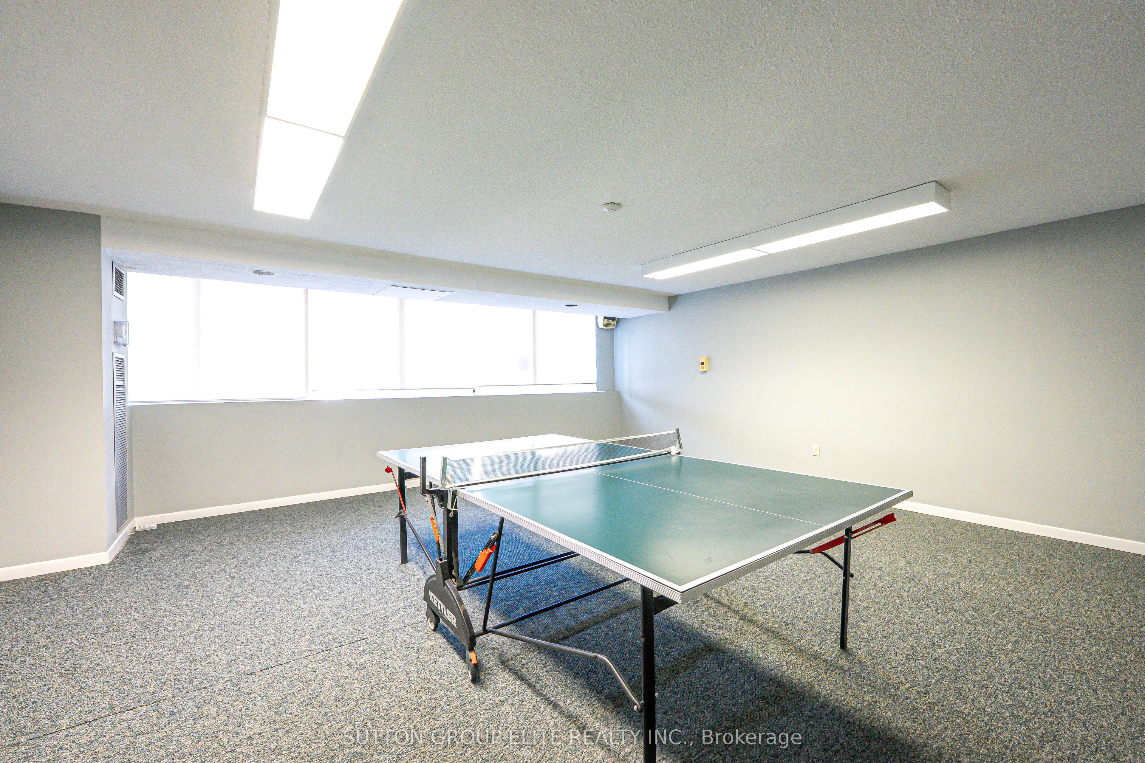 3590 Kaneff Crescent, #1203