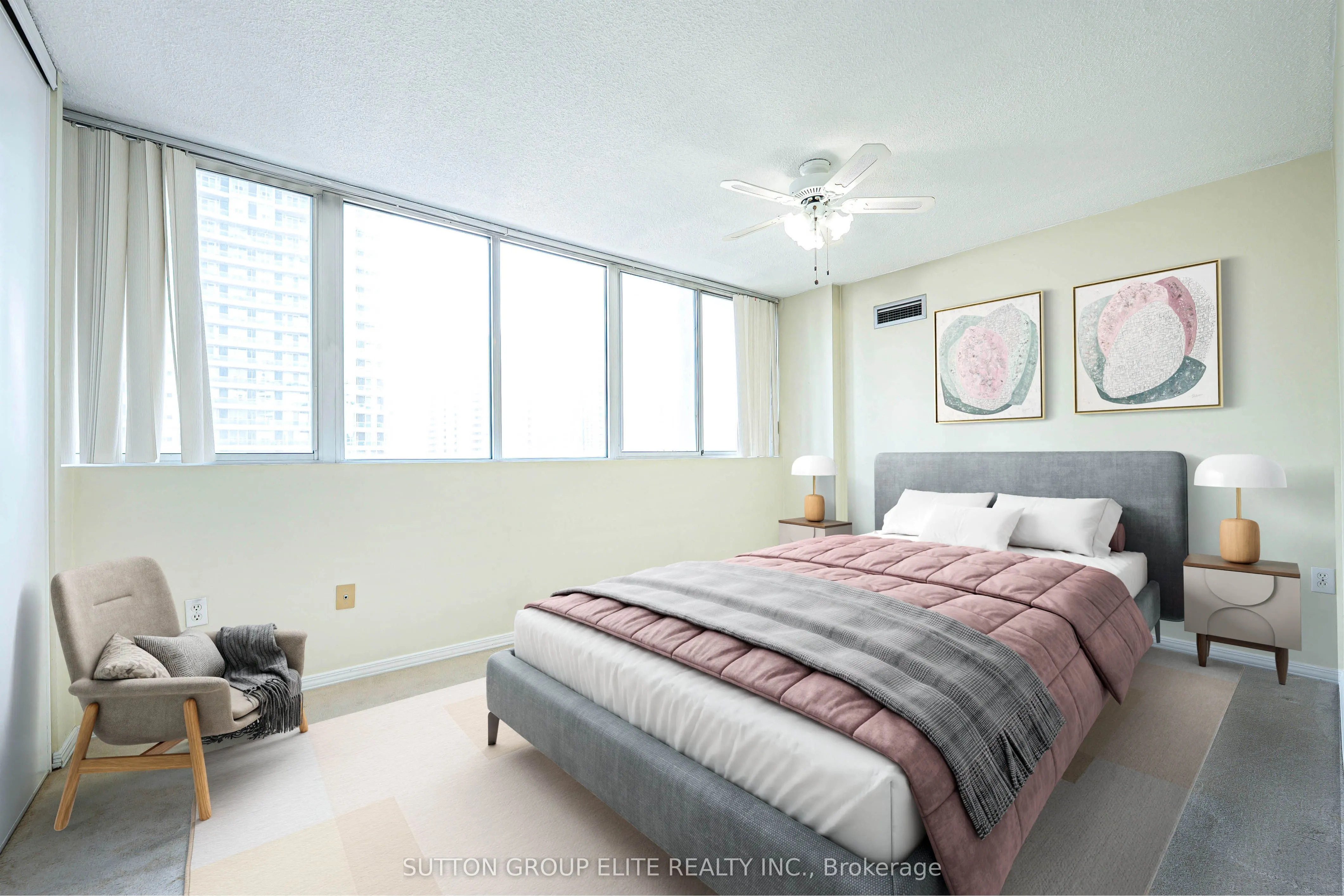 3590 Kaneff Crescent, #1203