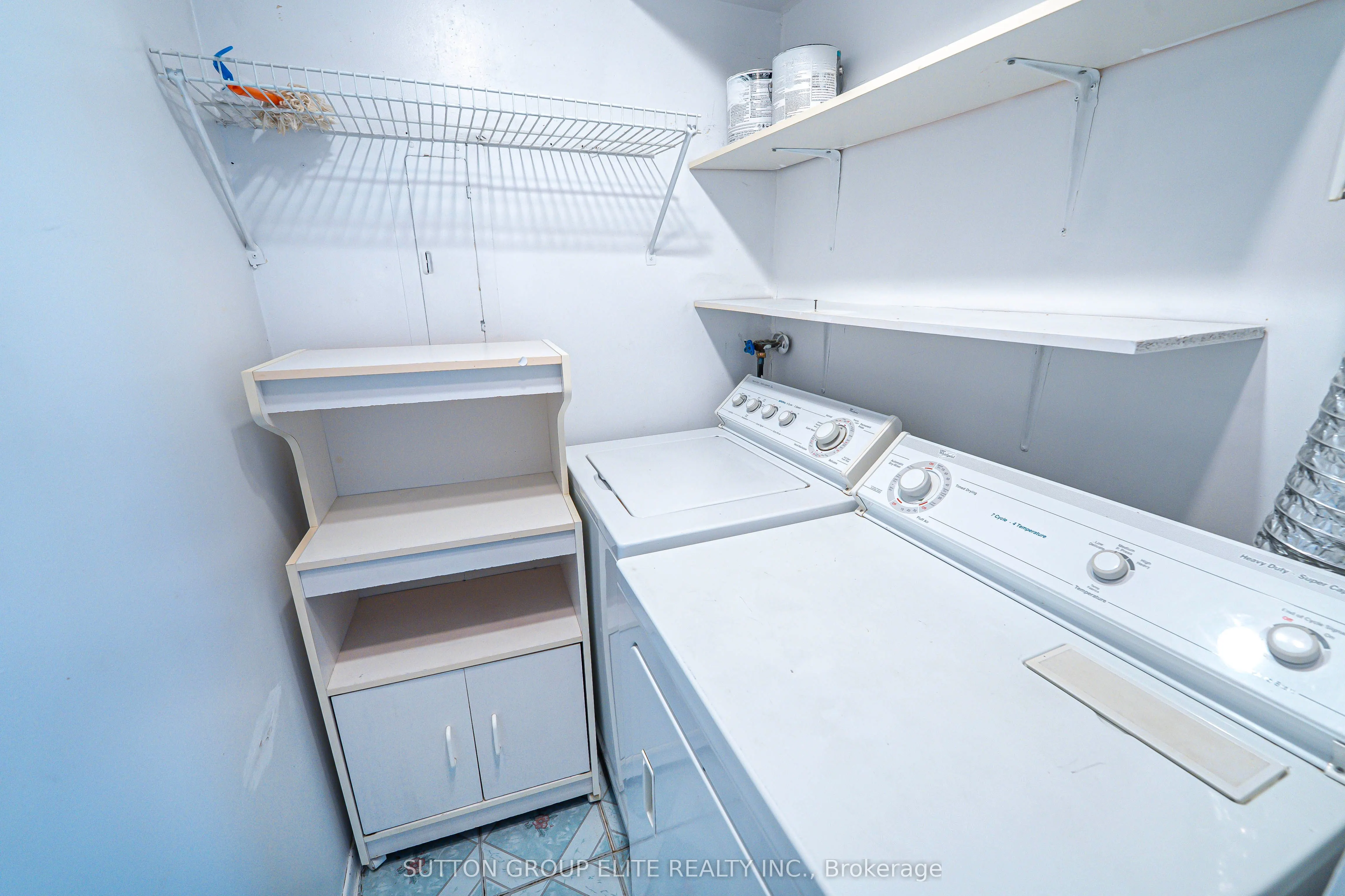 3590 Kaneff Crescent, #1203