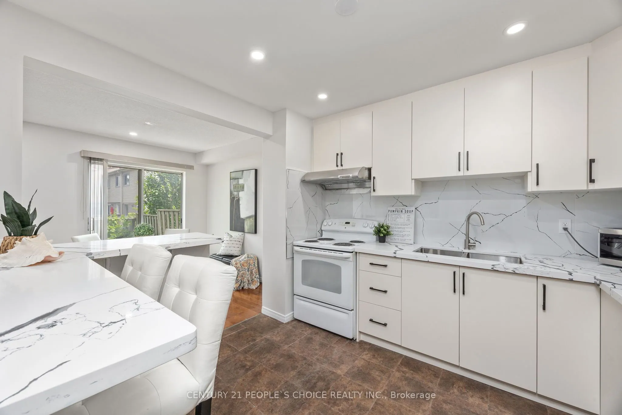3500 Glen Erin Drive, #23