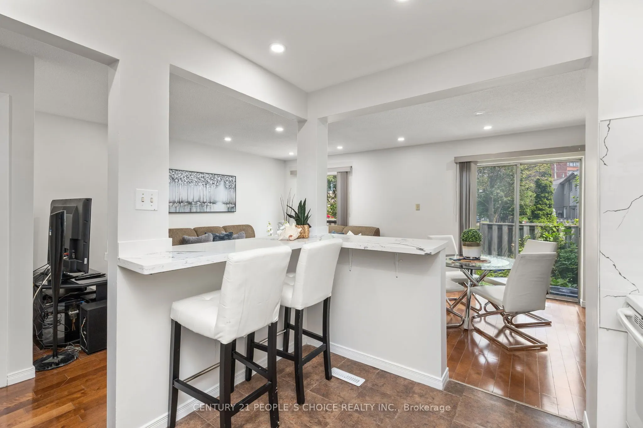 3500 Glen Erin Drive, #23