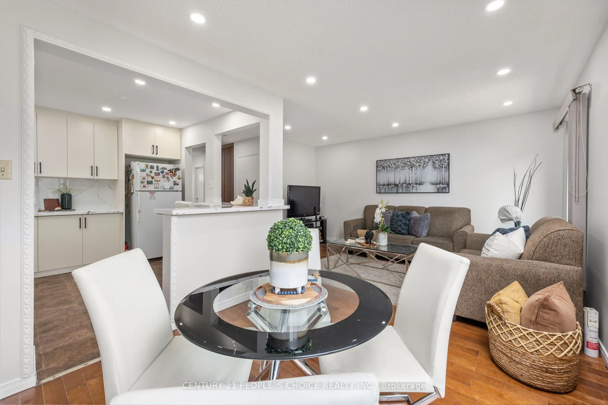 3500 Glen Erin Drive, #23