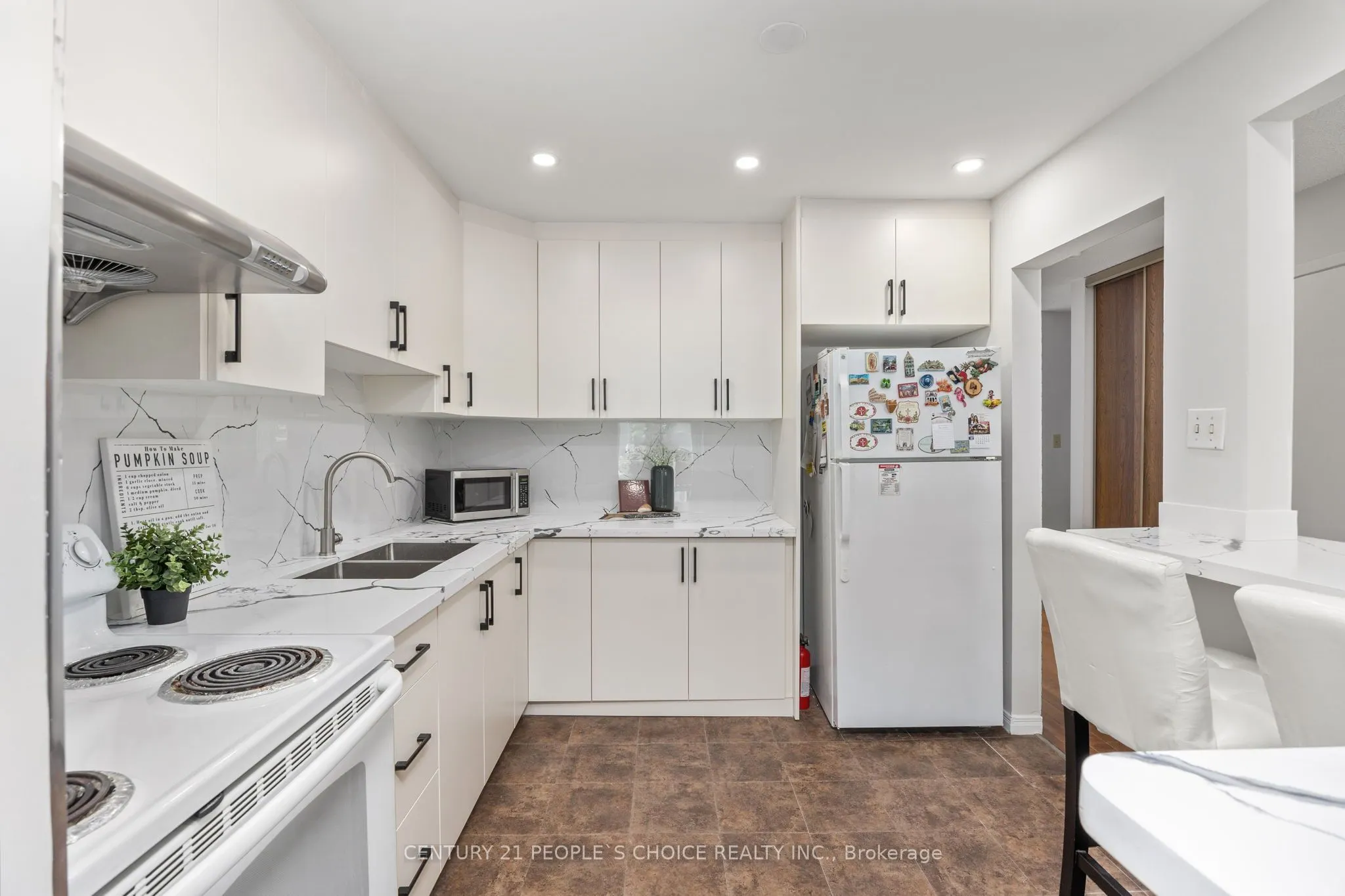 3500 Glen Erin Drive, #23