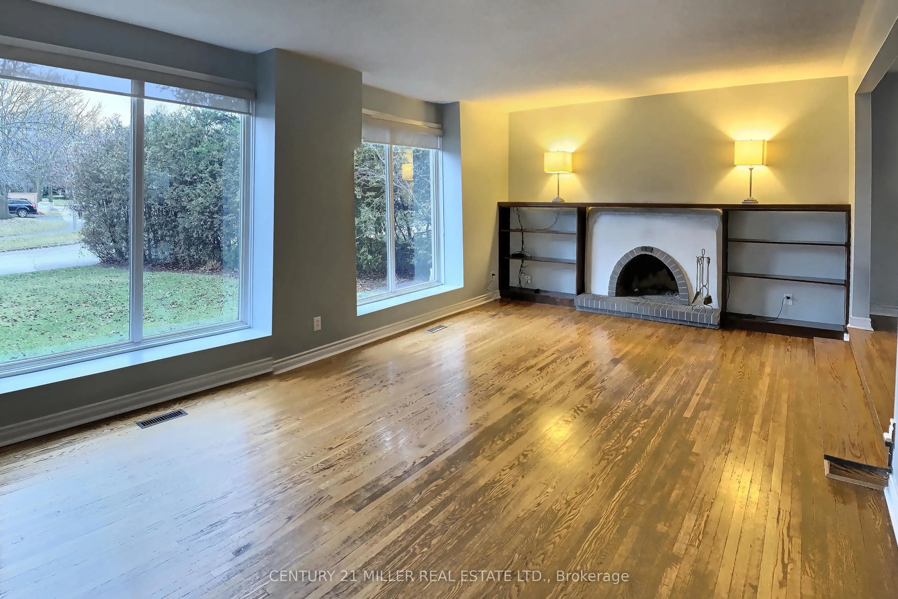 163 Castle Crescent