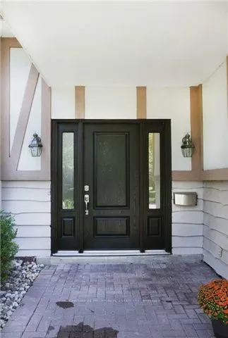 163 Castle Crescent