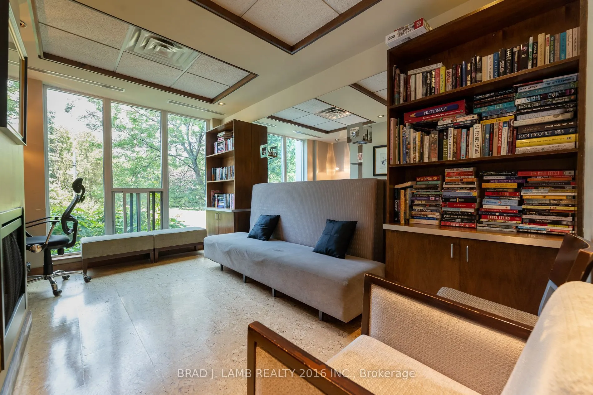 2121 Lake Shore Boulevard W, #909