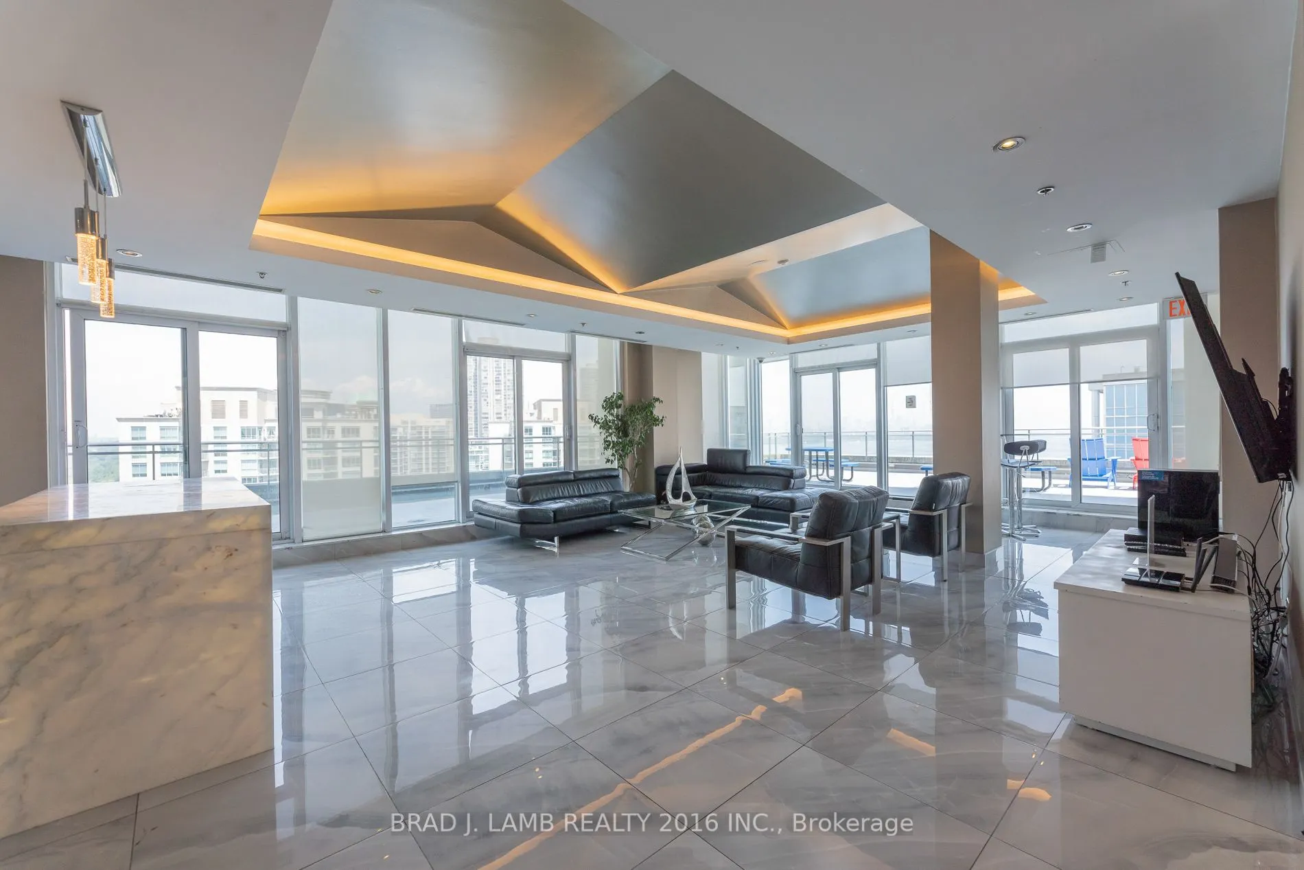 2121 Lake Shore Boulevard W, #909