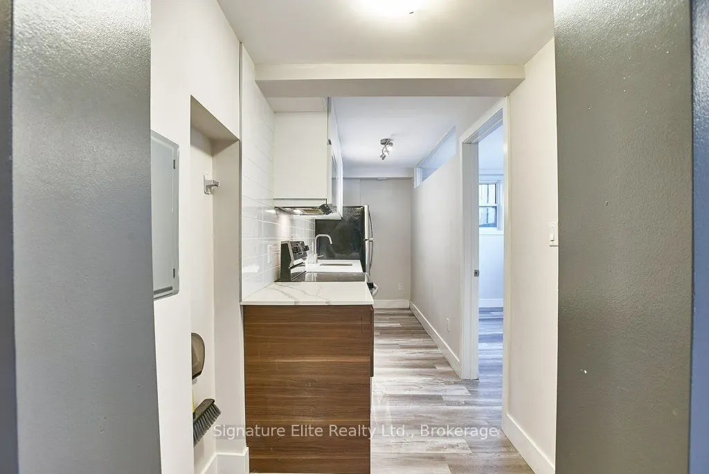112 Alder Crescent, #102