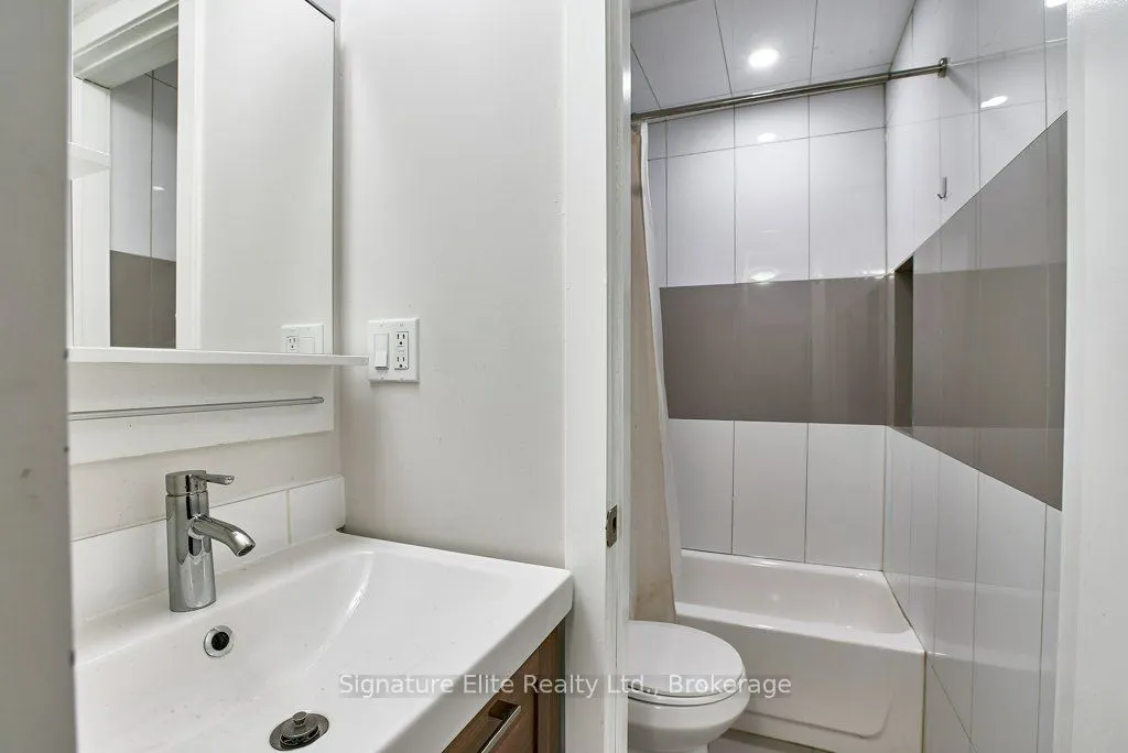 112 Alder Crescent, #102