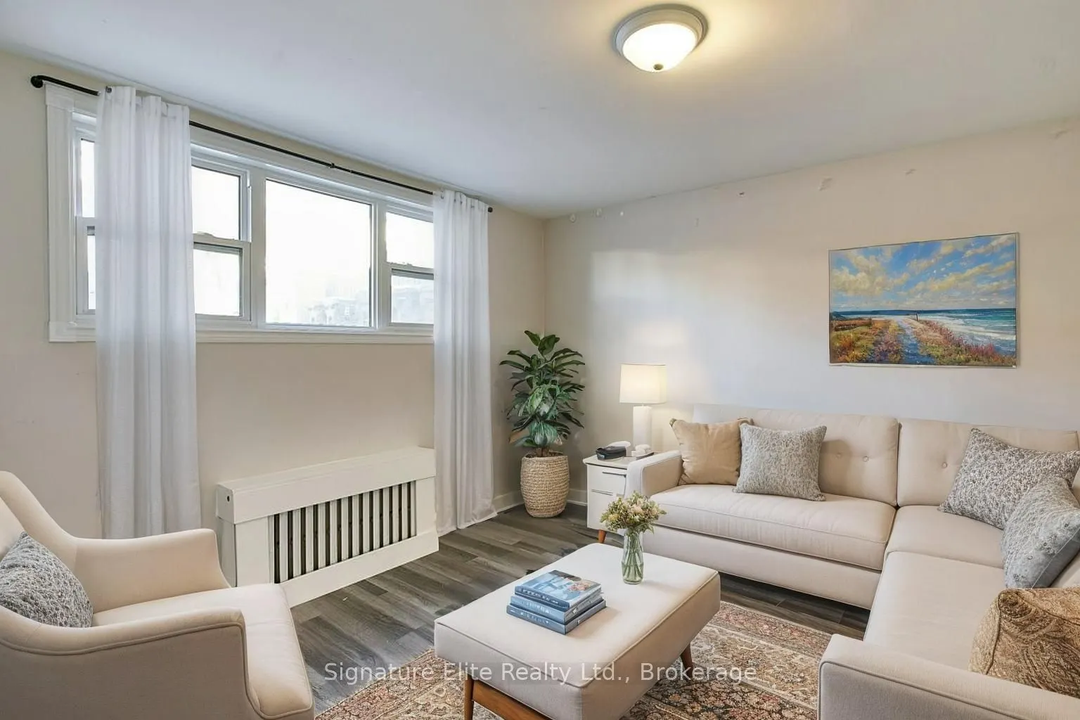 112 Alder Crescent, #102