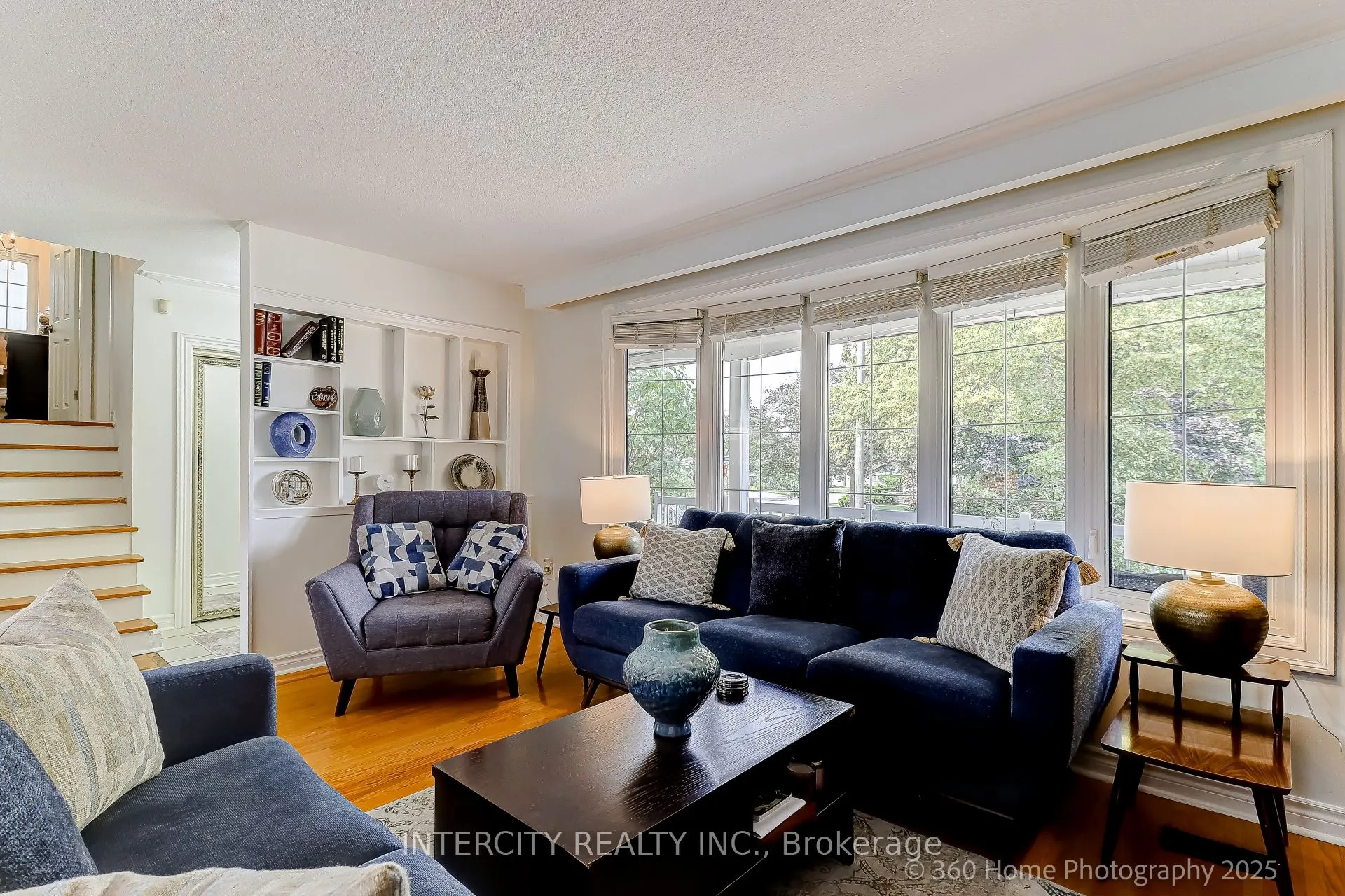 44 Oxenden Crescent