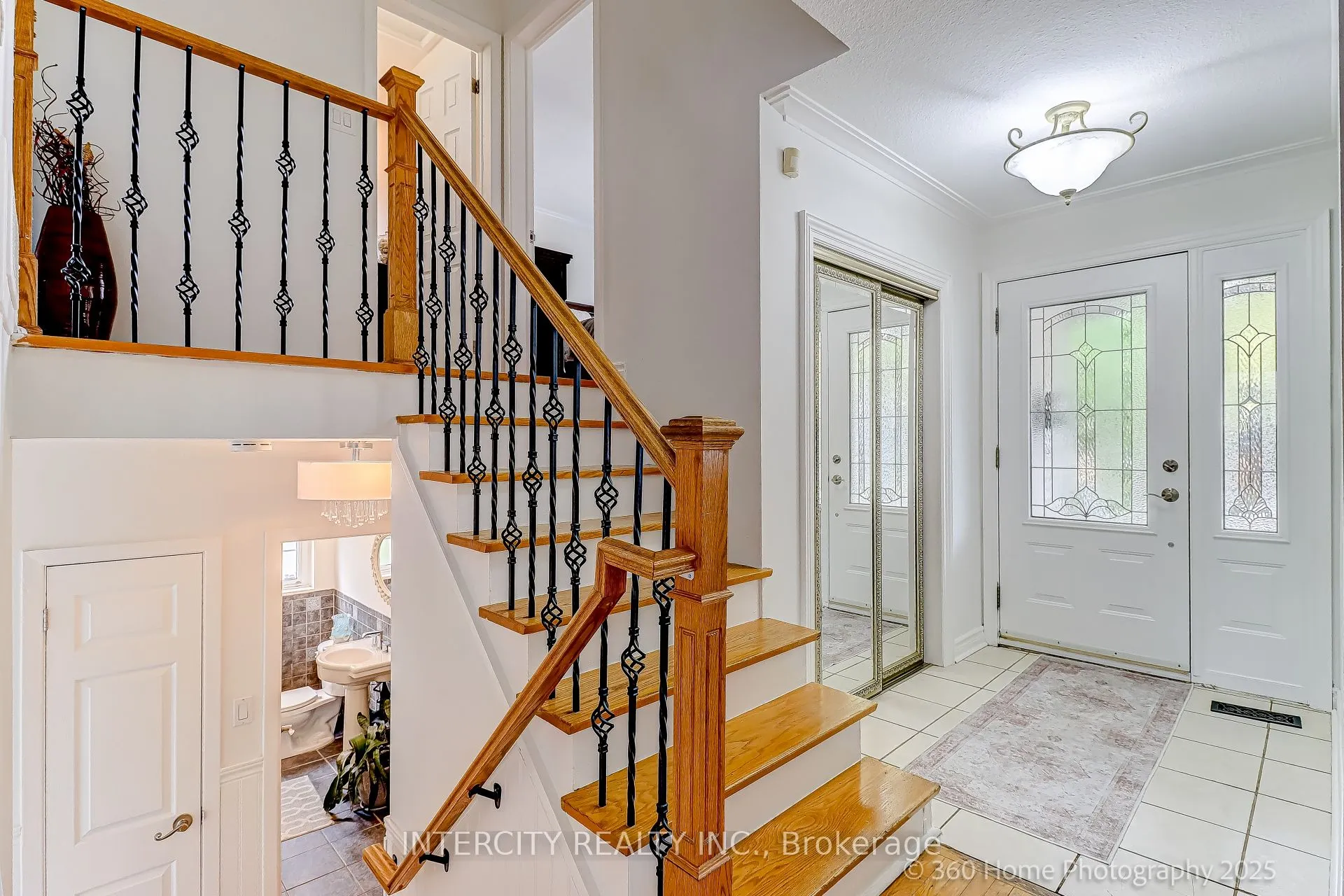 44 Oxenden Crescent