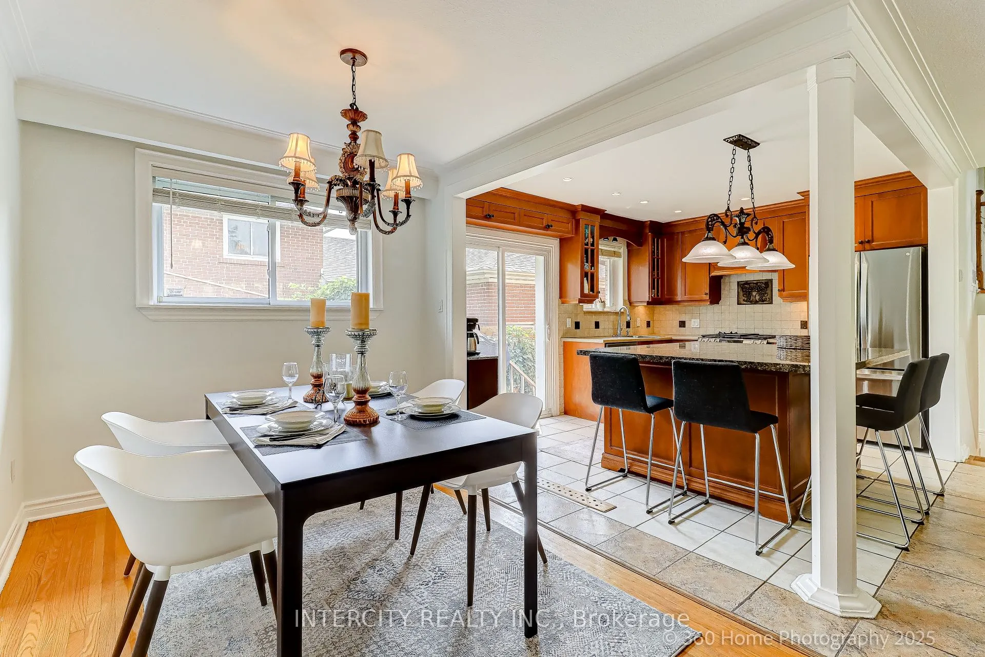44 Oxenden Crescent