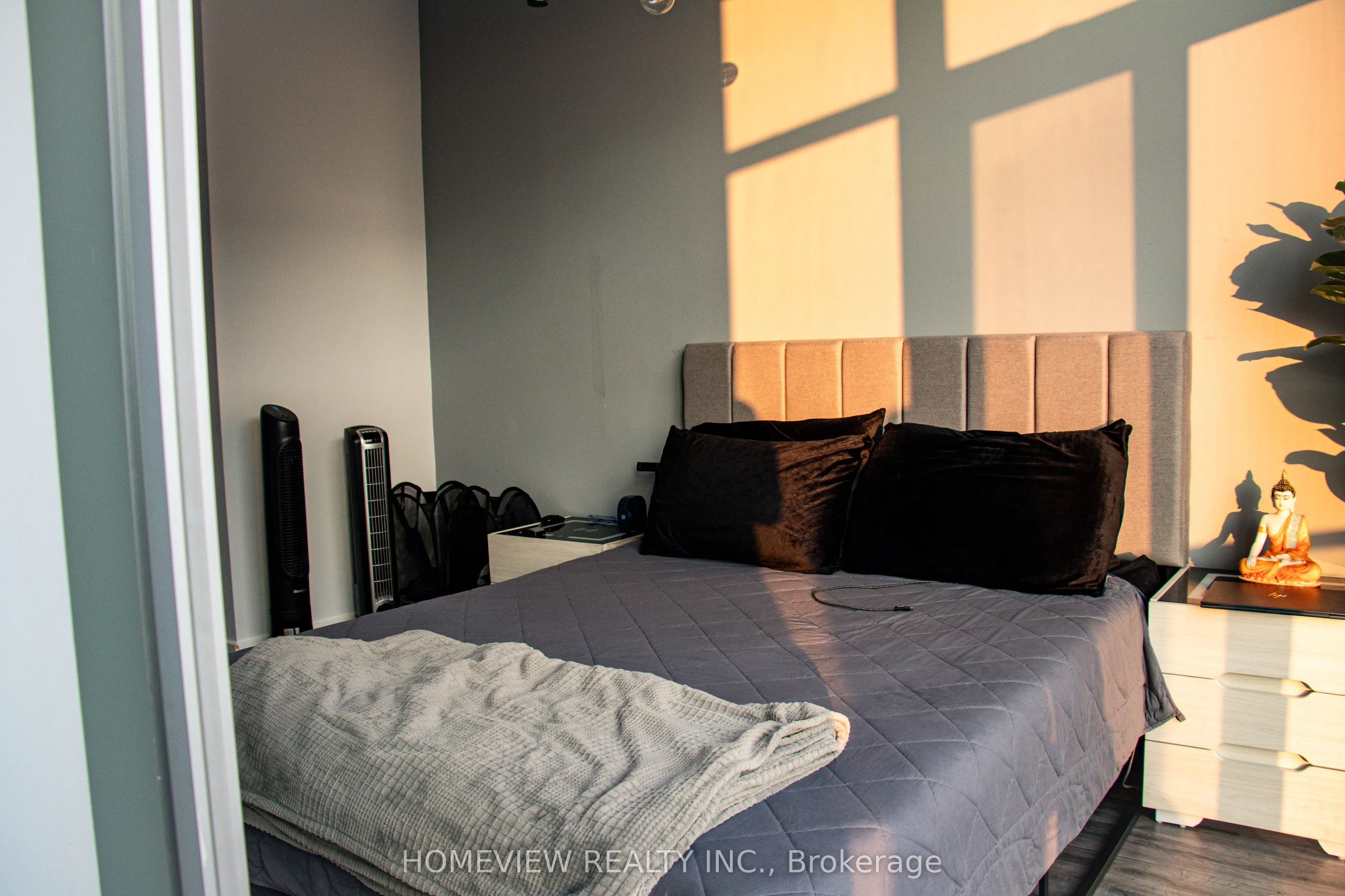 103 The Queens Way, #2906