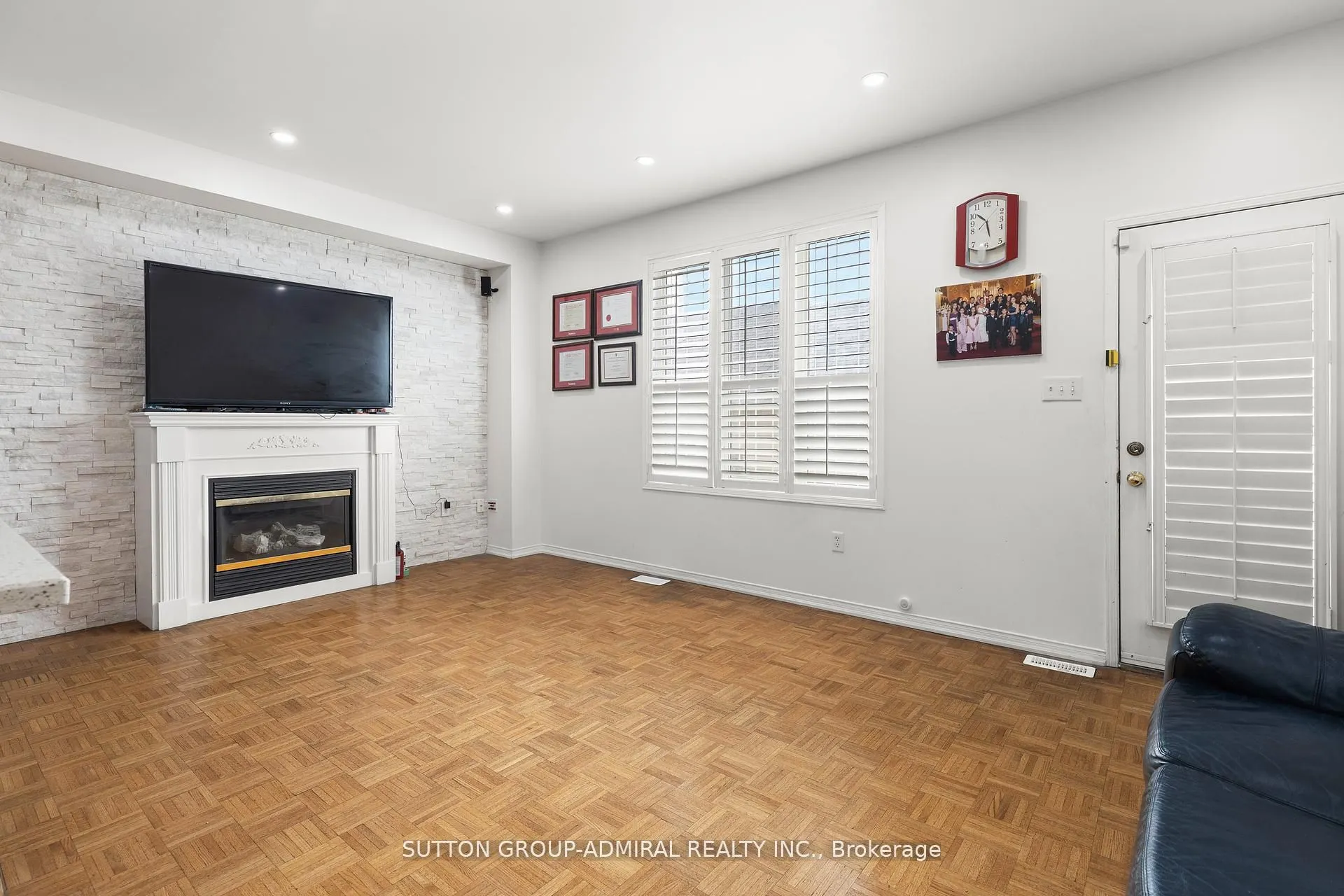 23 Delabo Drive