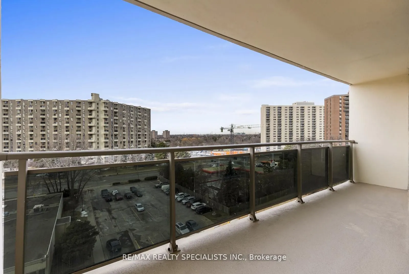 820 Burnhamthorpe Road, #803