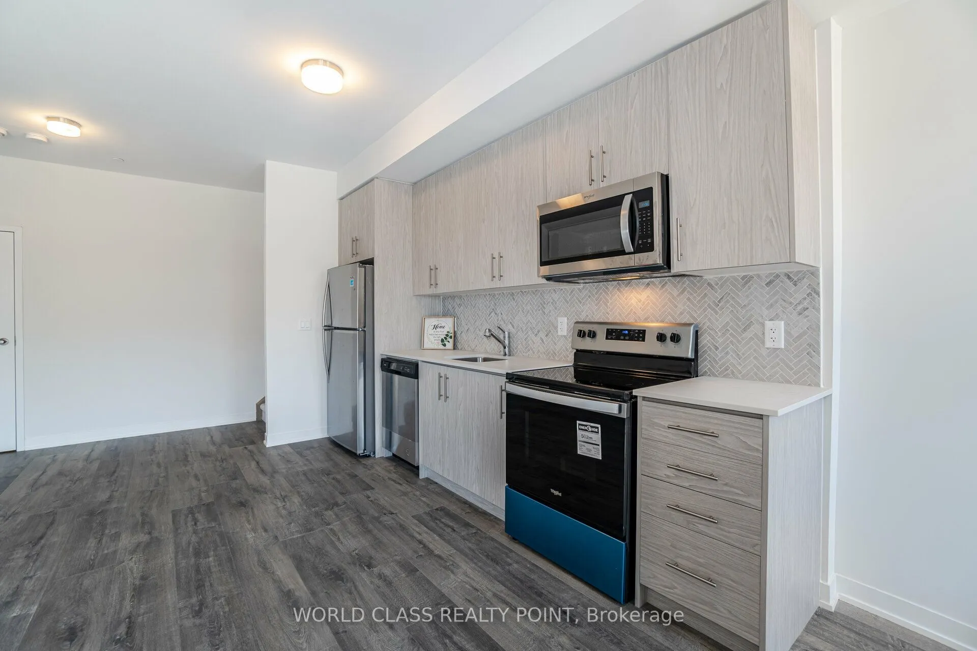 3409 Ridgeway Drive, #12